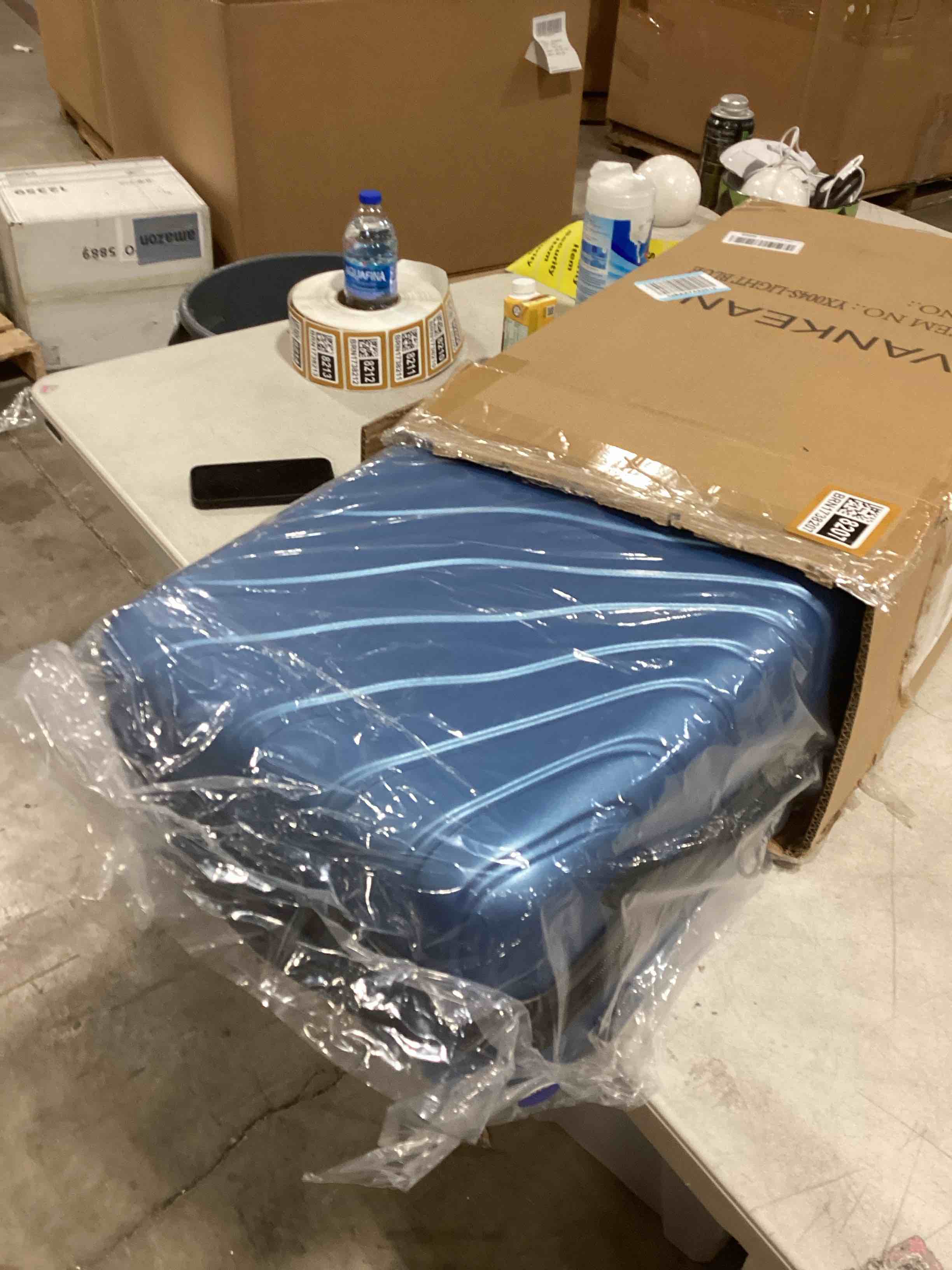 https://s3.amazonaws.com/lotting-images-prod/bidfta/BRN1738207_1746100564524.jpeg