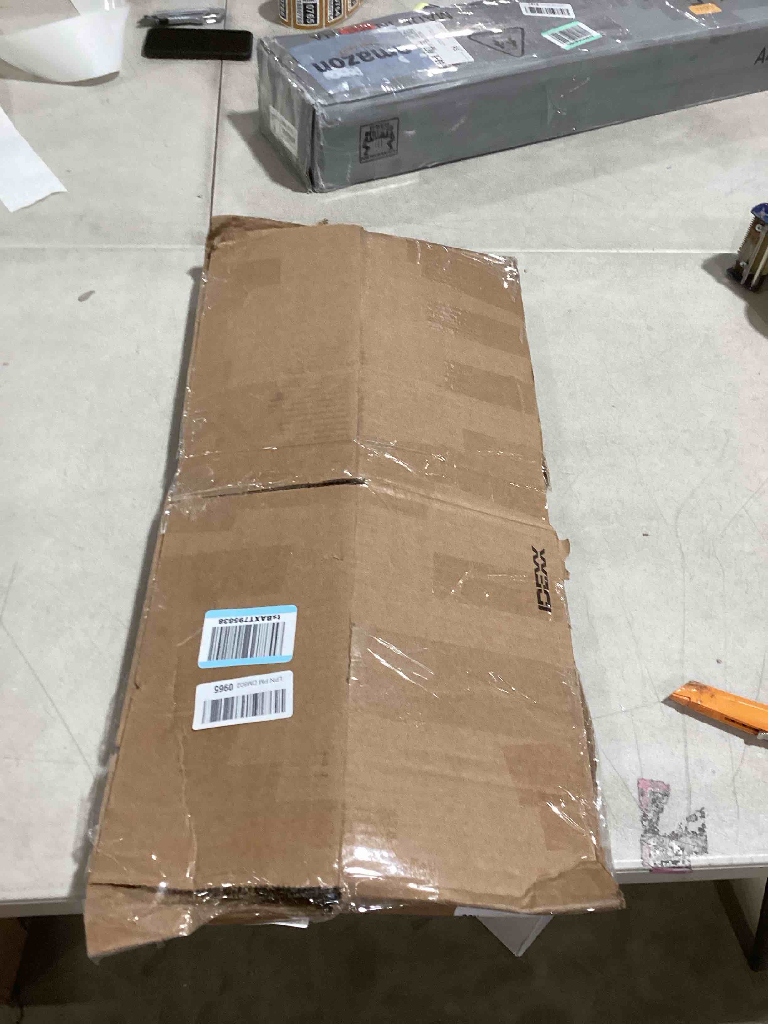 https://s3.amazonaws.com/lotting-images-prod/bidfta/BRN1738231_1746104346023.jpeg