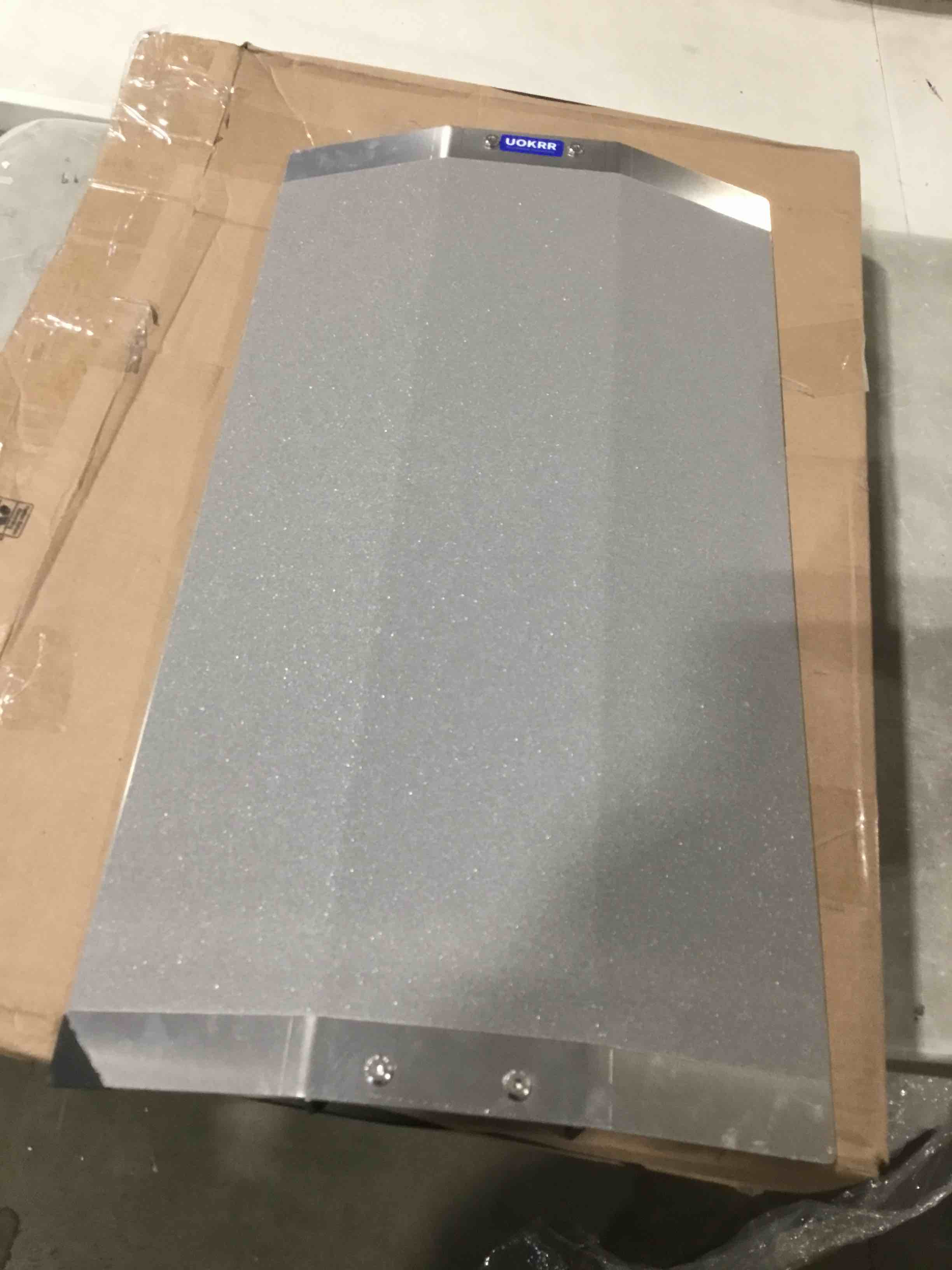 https://s3.amazonaws.com/lotting-images-prod/bidfta/BRN1738396_1746532713859.jpeg