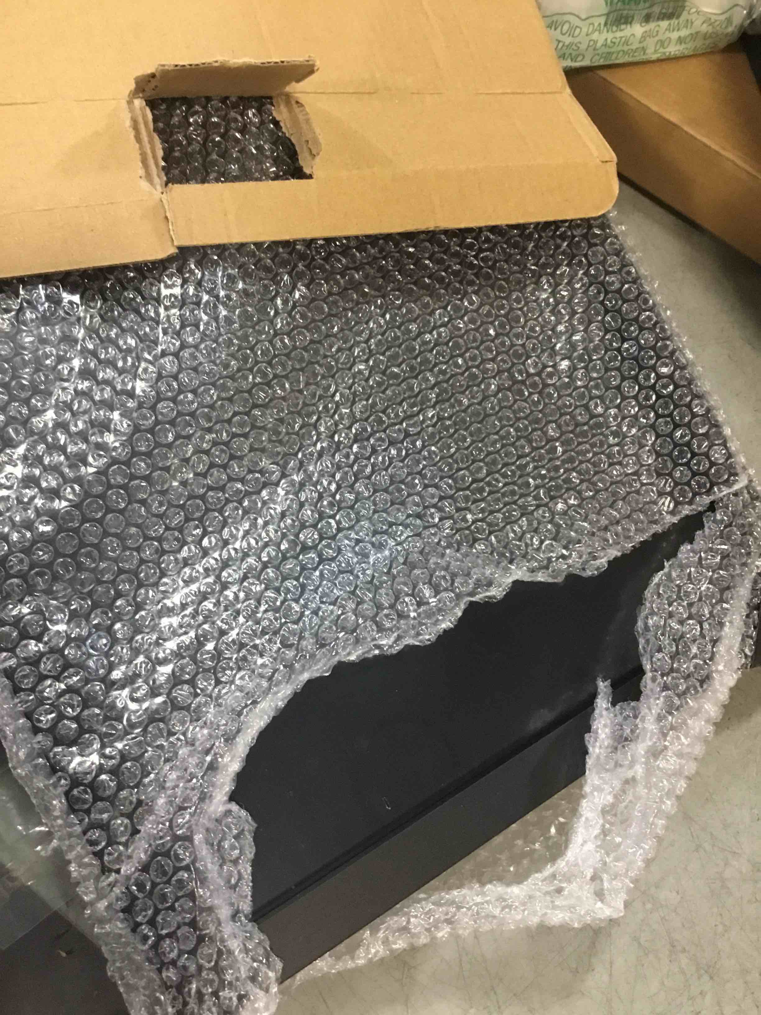 https://s3.amazonaws.com/lotting-images-prod/bidfta/BRN1745189_1736789383386.jpeg