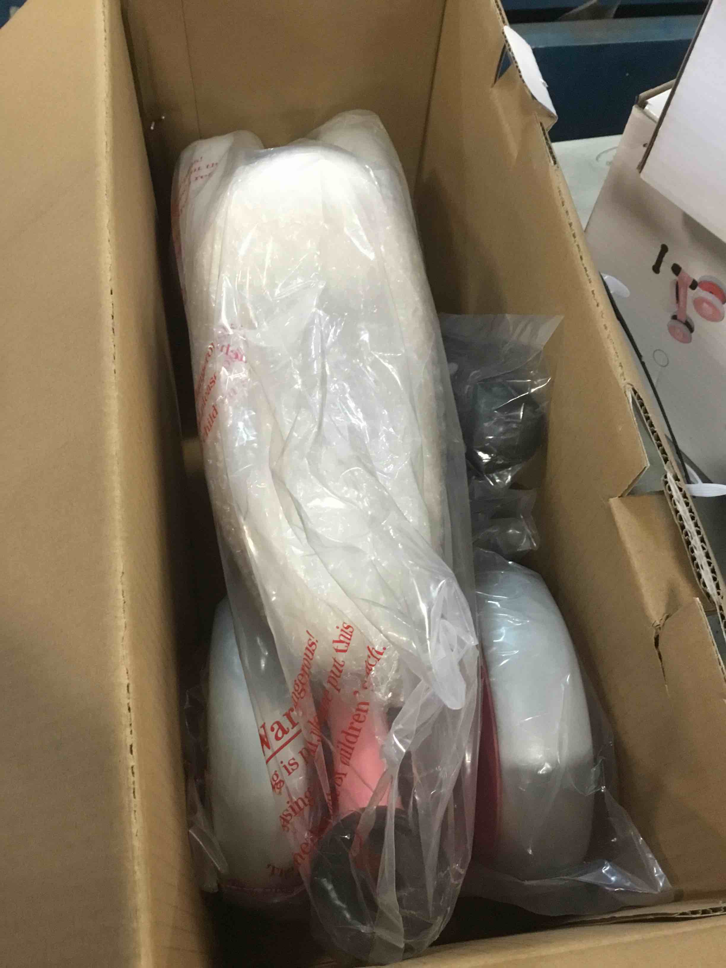 https://s3.amazonaws.com/lotting-images-prod/bidfta/BRN1746609_1737391922962.jpeg