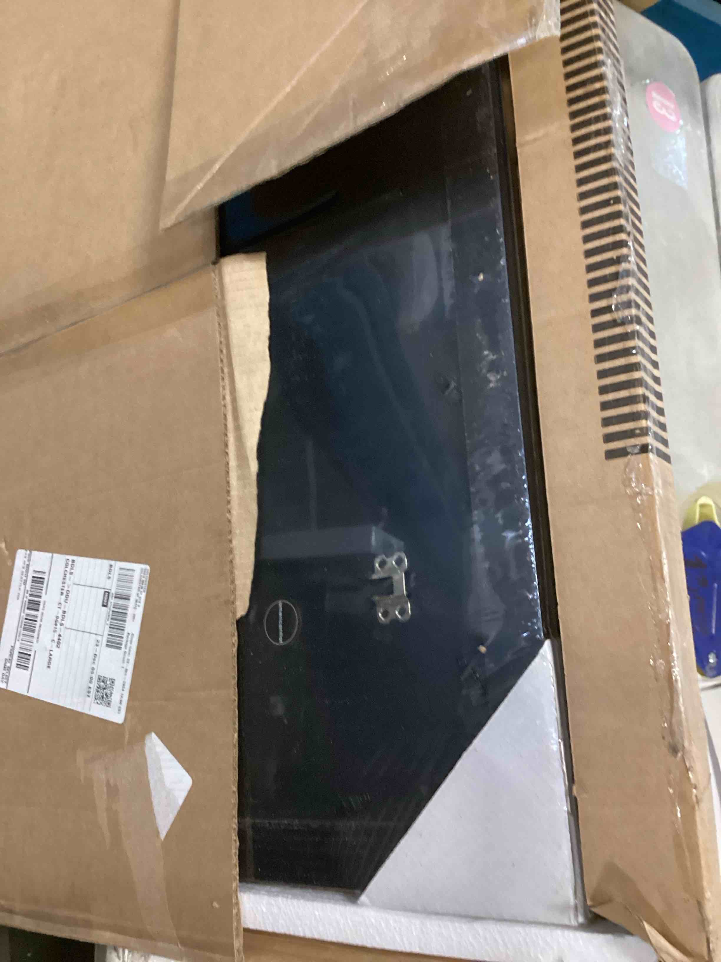 https://s3.amazonaws.com/lotting-images-prod/bidfta/BRN1747712_1736887424539.jpeg