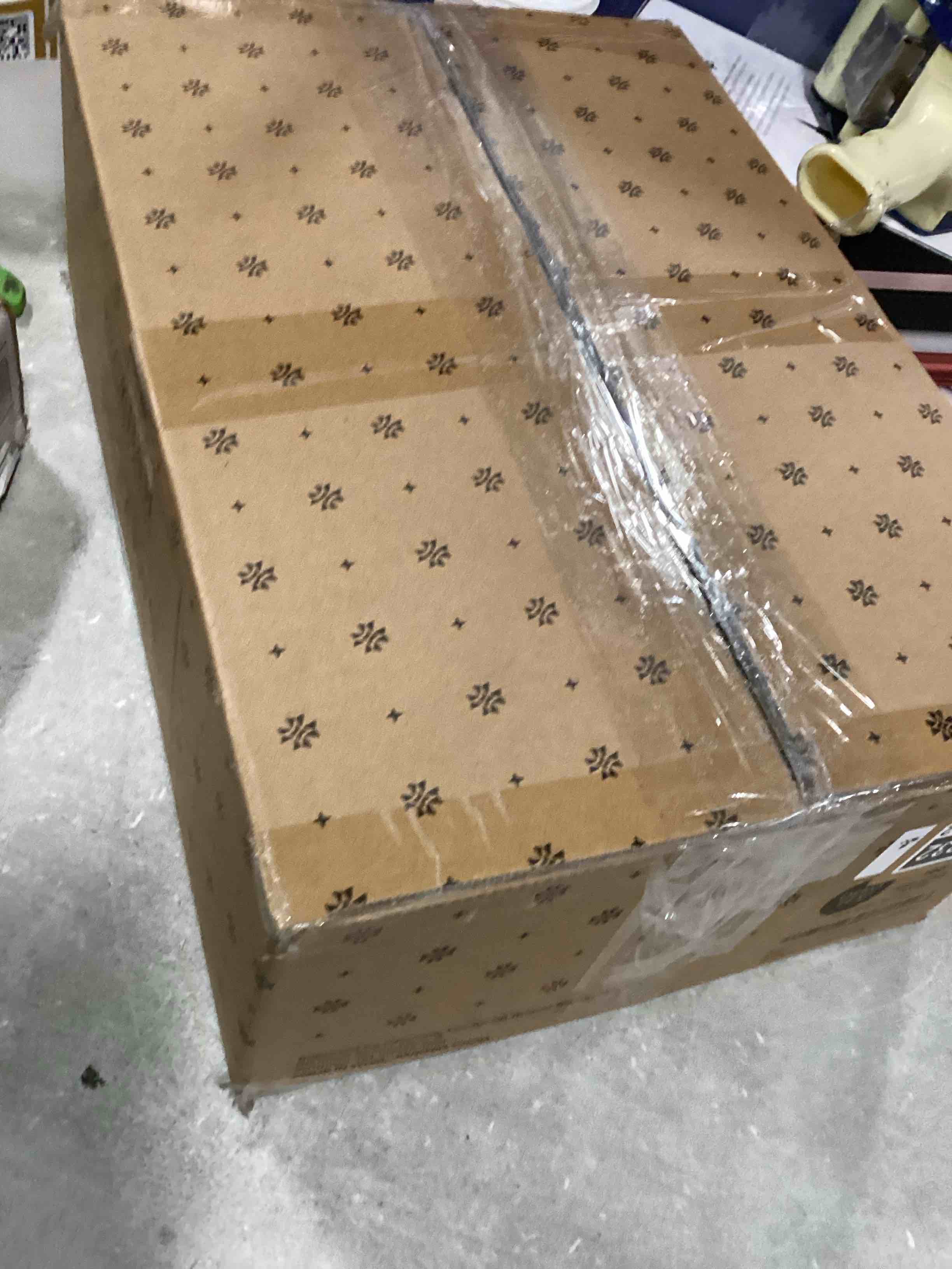 https://s3.amazonaws.com/lotting-images-prod/bidfta/BRN1748332_1737123121610.jpeg