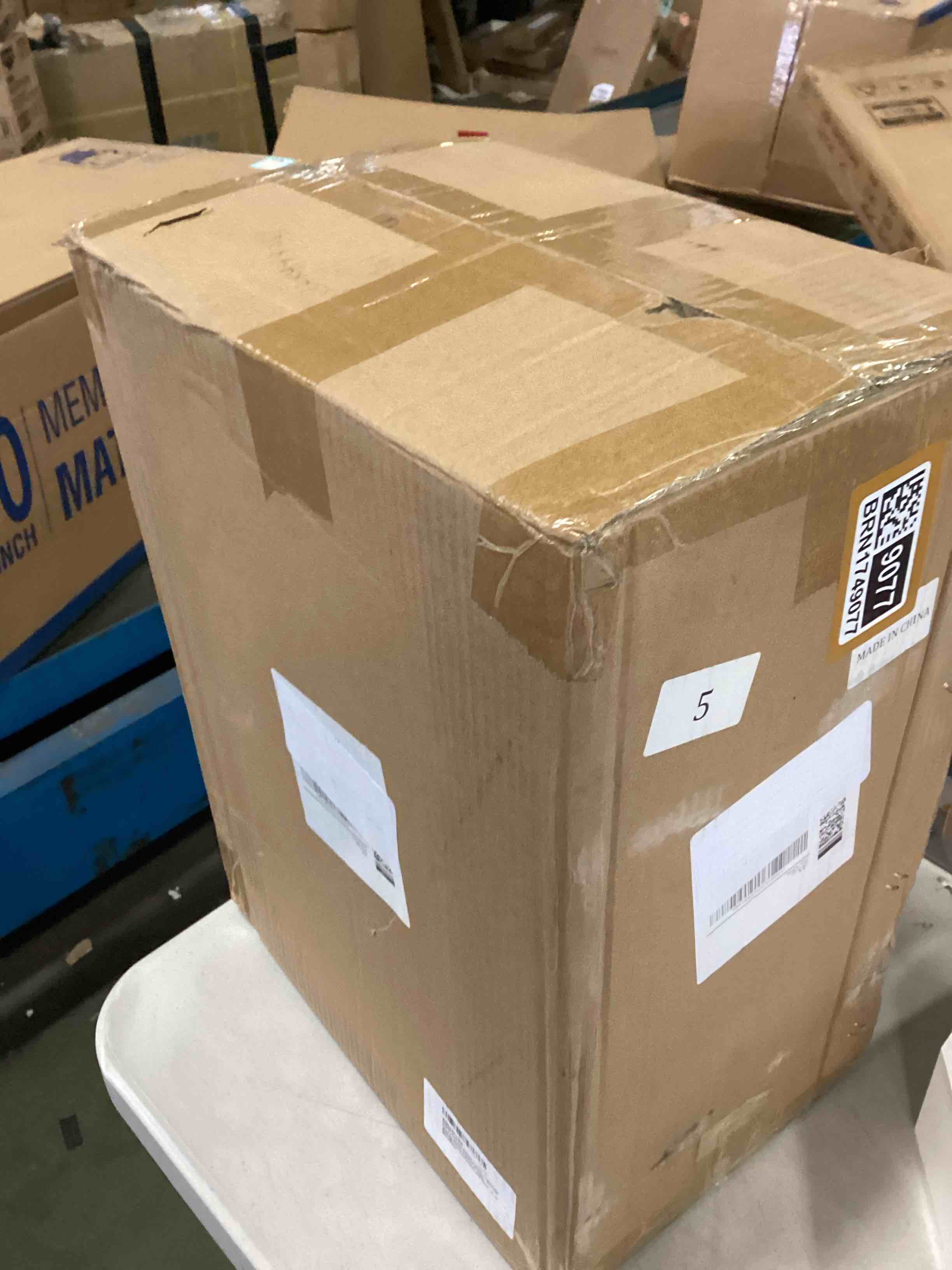 https://s3.amazonaws.com/lotting-images-prod/bidfta/BRN1749077_1737570896686.jpeg