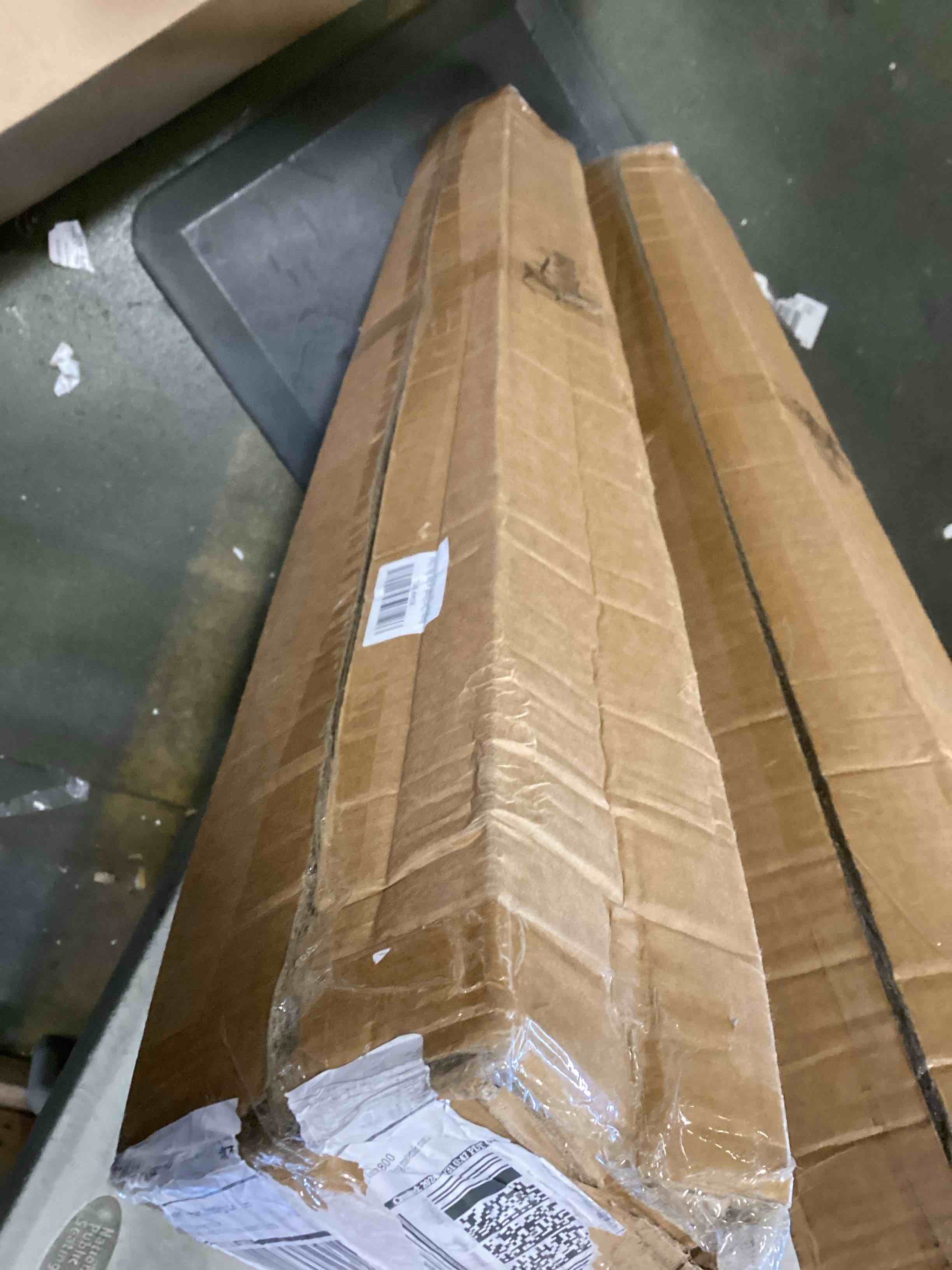 https://s3.amazonaws.com/lotting-images-prod/bidfta/BRN1749461_1737738517675.jpeg