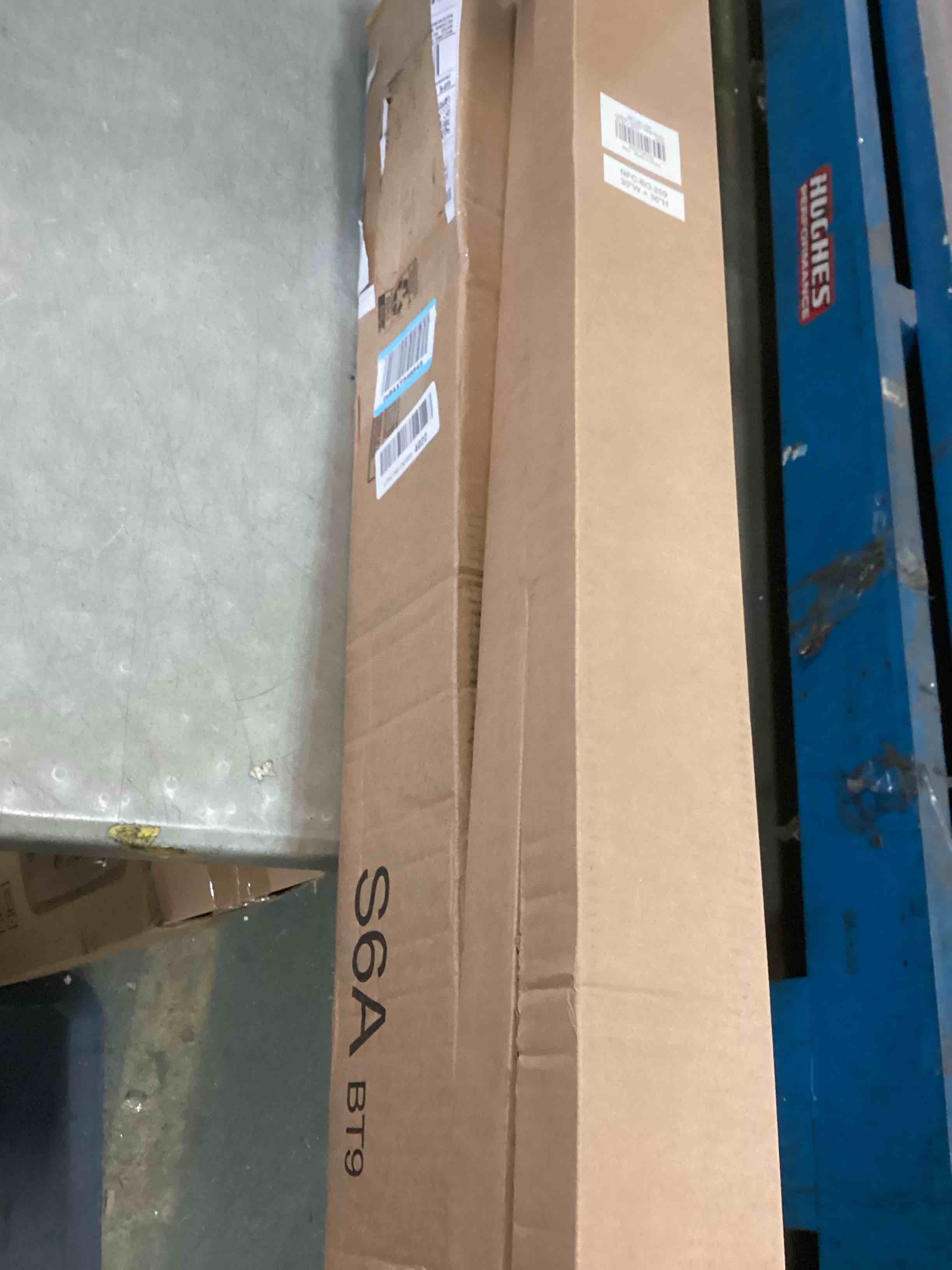 https://s3.amazonaws.com/lotting-images-prod/bidfta/BRN1753605_1736610184176.jpeg