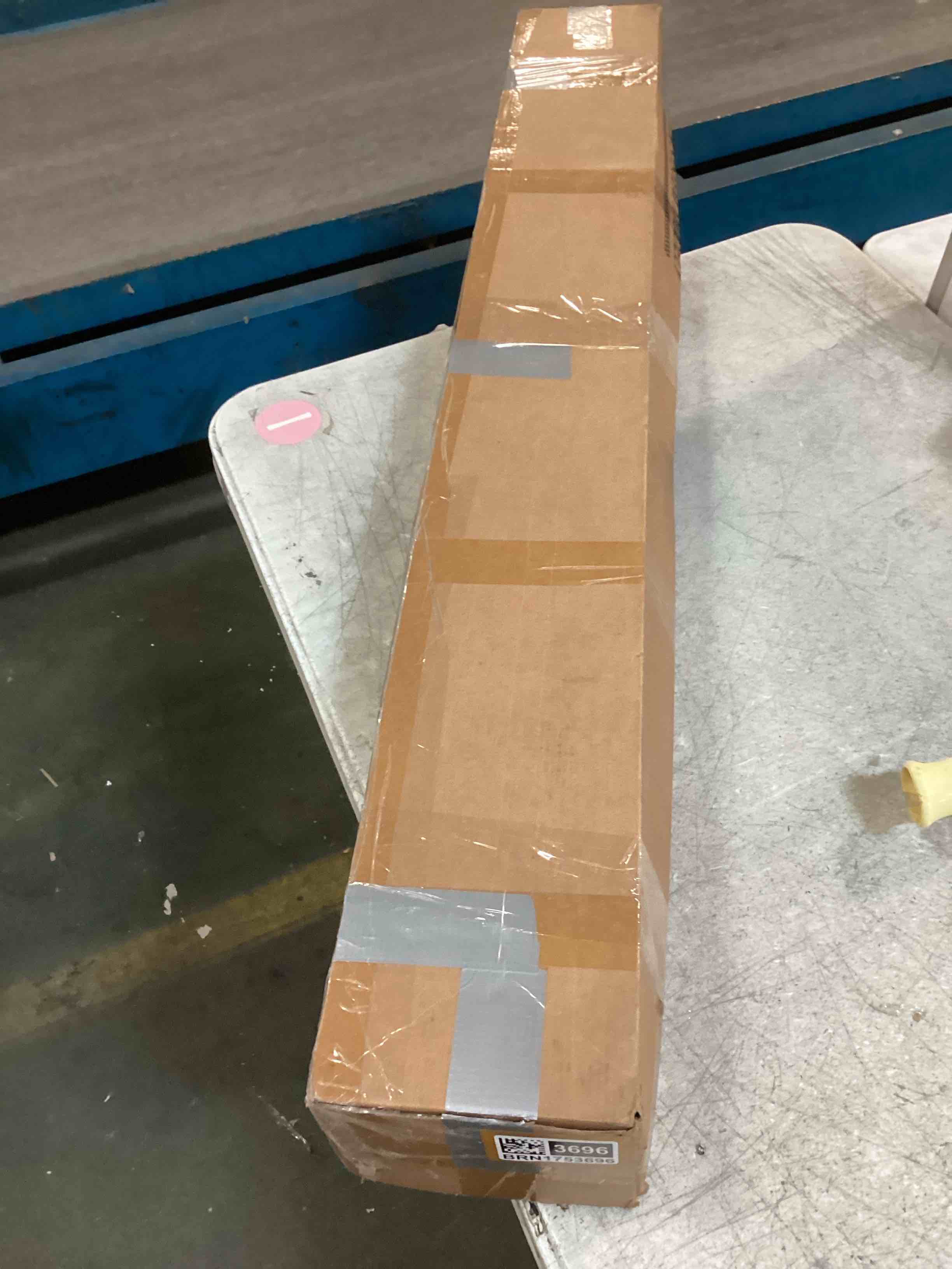 https://s3.amazonaws.com/lotting-images-prod/bidfta/BRN1753696_1736775518618.jpeg