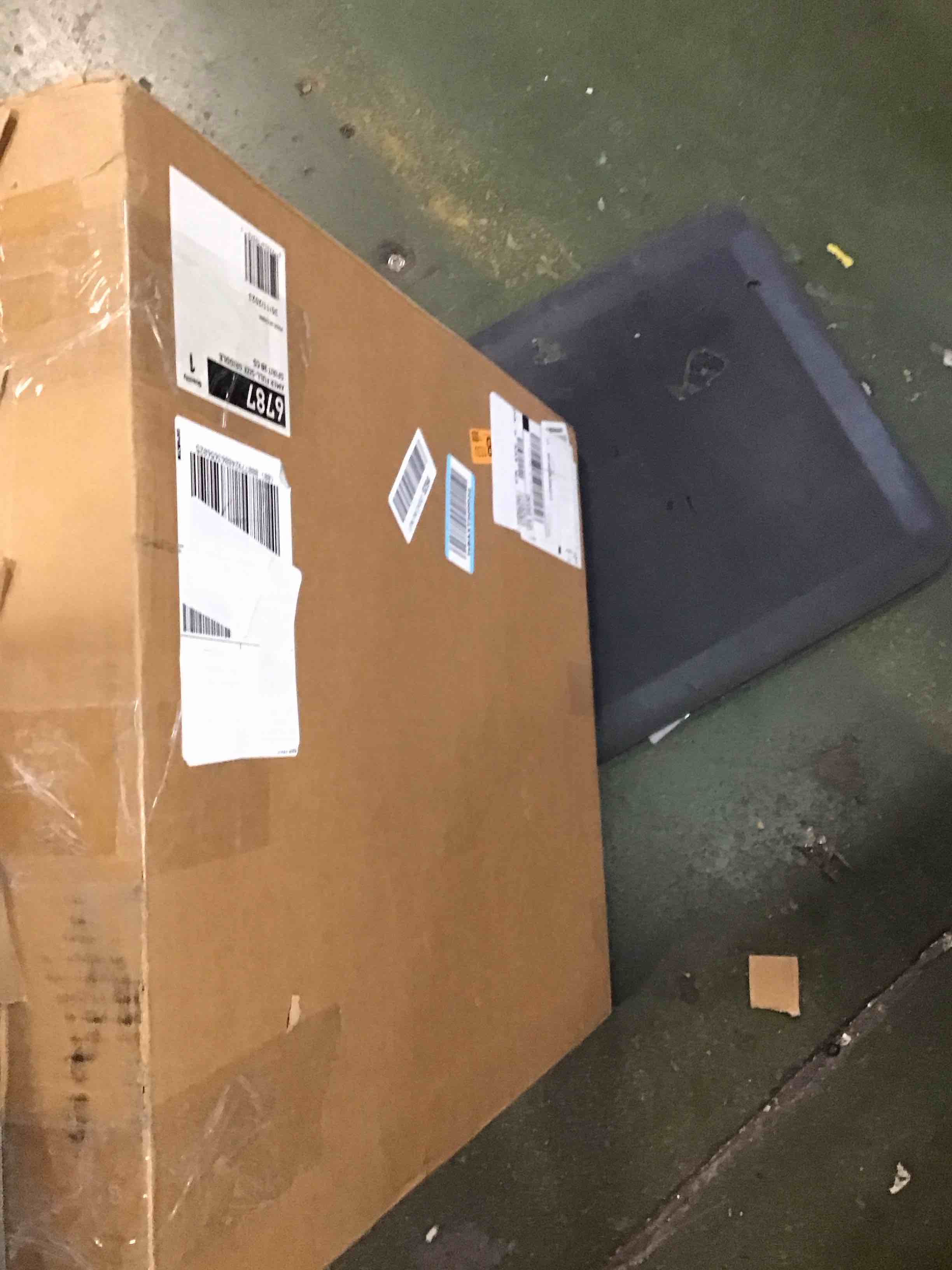 https://s3.amazonaws.com/lotting-images-prod/bidfta/BRN1754067_1737130034060.jpeg