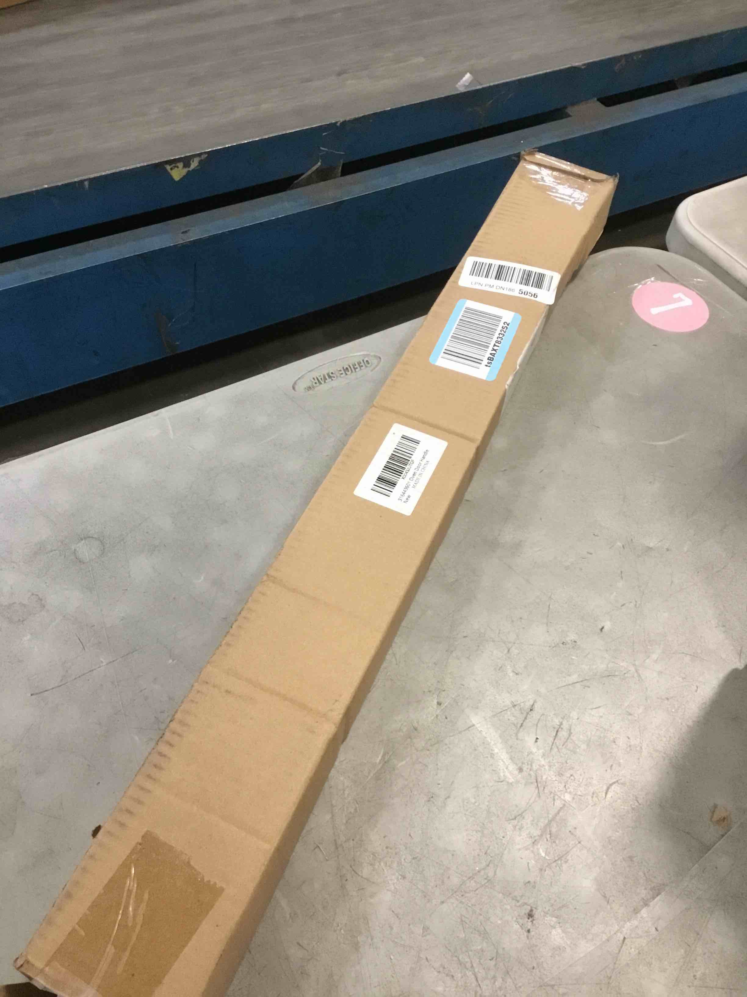 https://s3.amazonaws.com/lotting-images-prod/bidfta/BRN1754545_1737564686965.jpeg