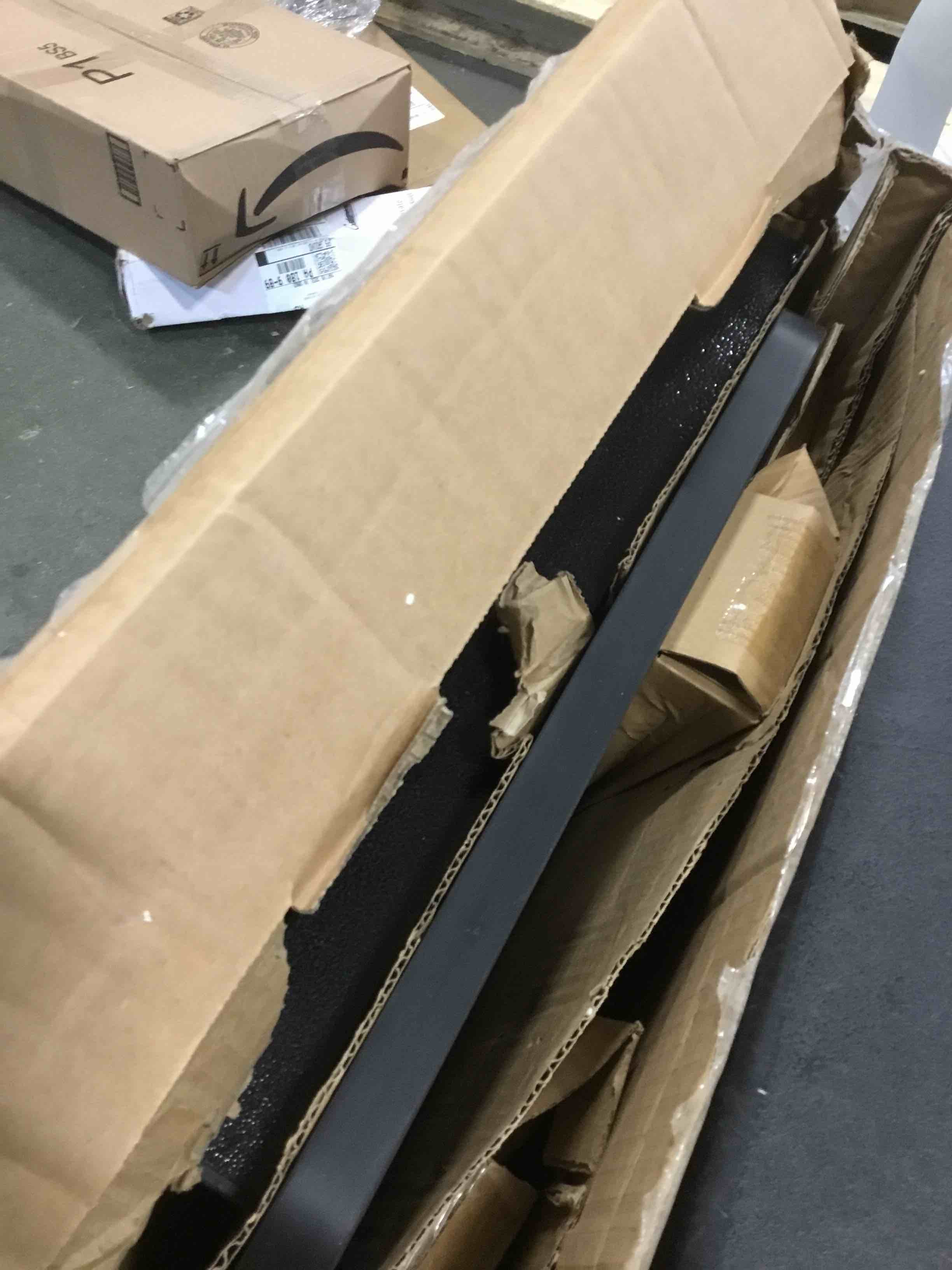 https://s3.amazonaws.com/lotting-images-prod/bidfta/BRN1754765_1737652414190.jpeg