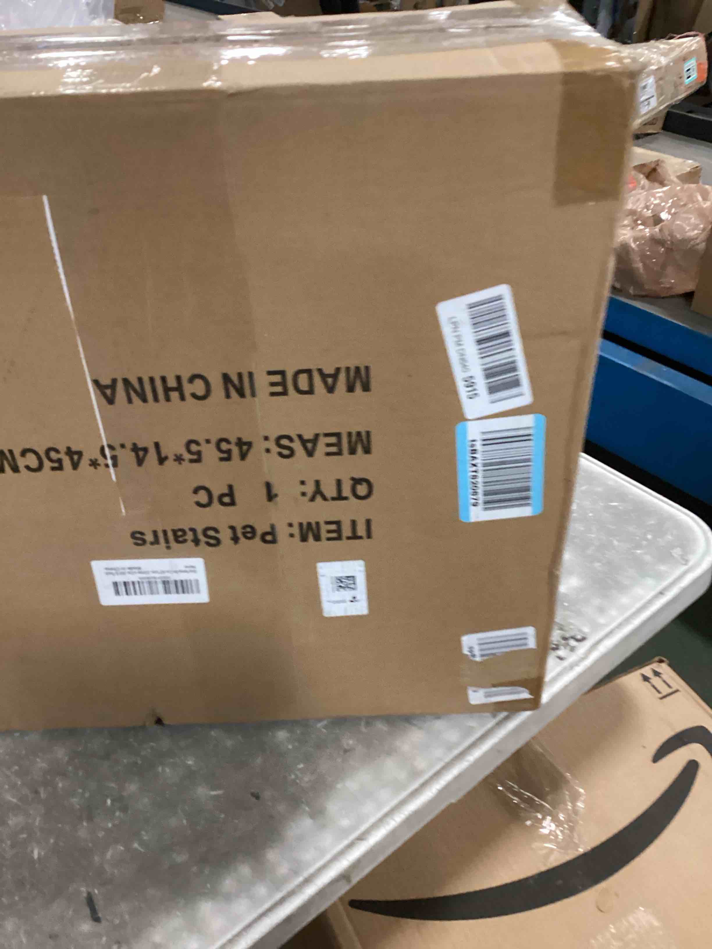 https://s3.amazonaws.com/lotting-images-prod/bidfta/BRN1756190_1736773796390.jpeg