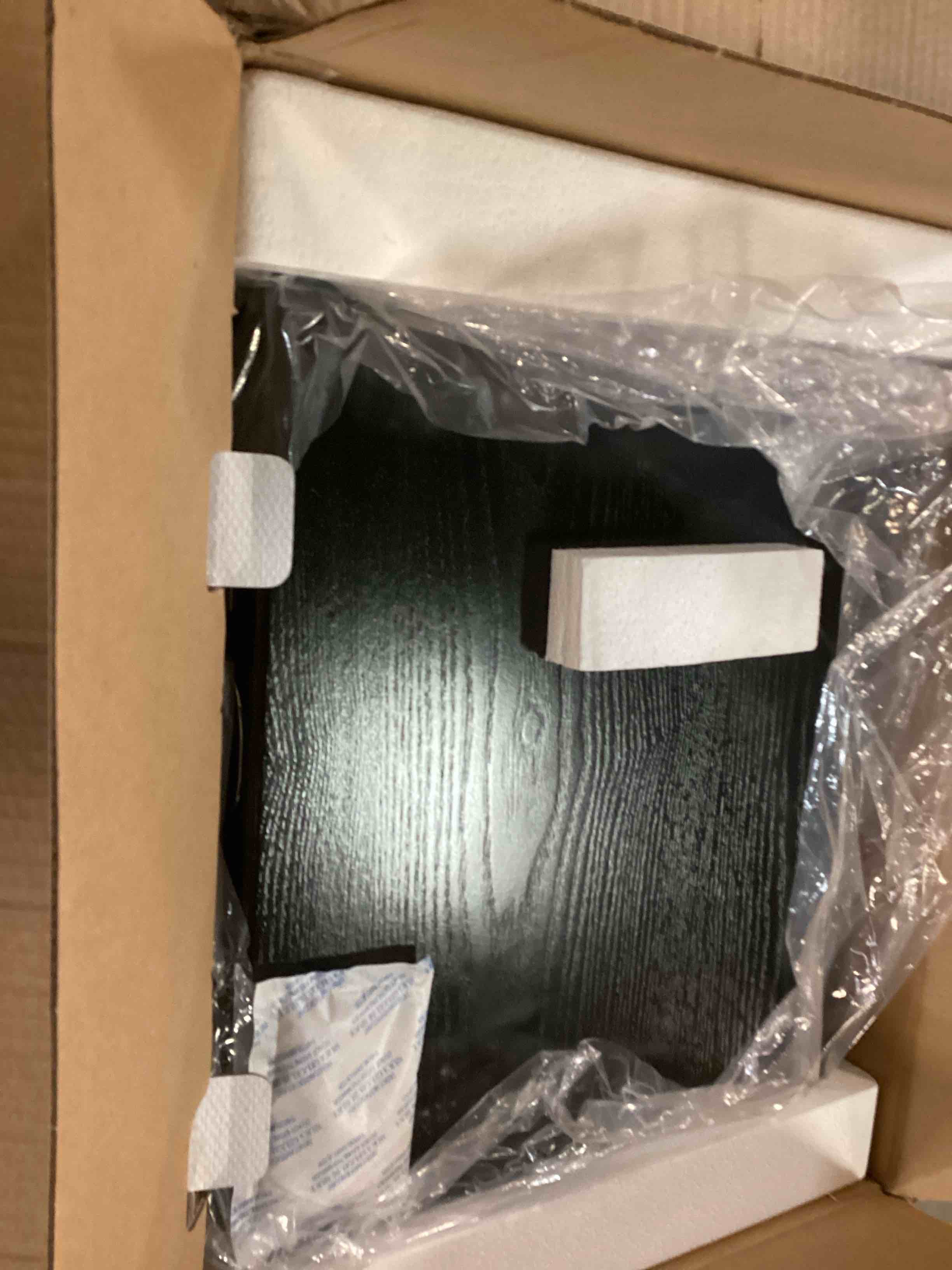 https://s3.amazonaws.com/lotting-images-prod/bidfta/BRN1757164_1737055820769.jpeg