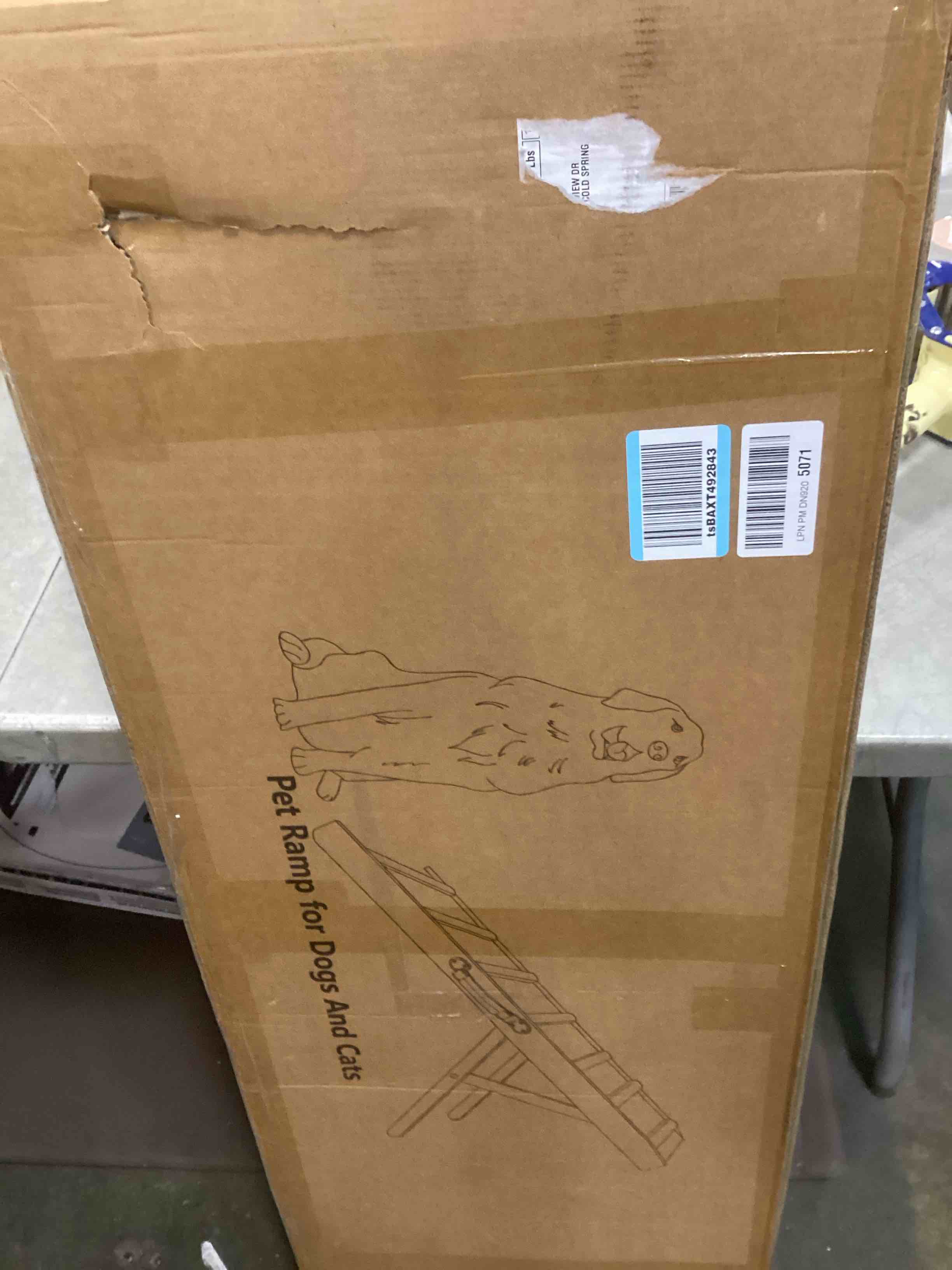 https://s3.amazonaws.com/lotting-images-prod/bidfta/BRN1759444_1736597620390.jpeg