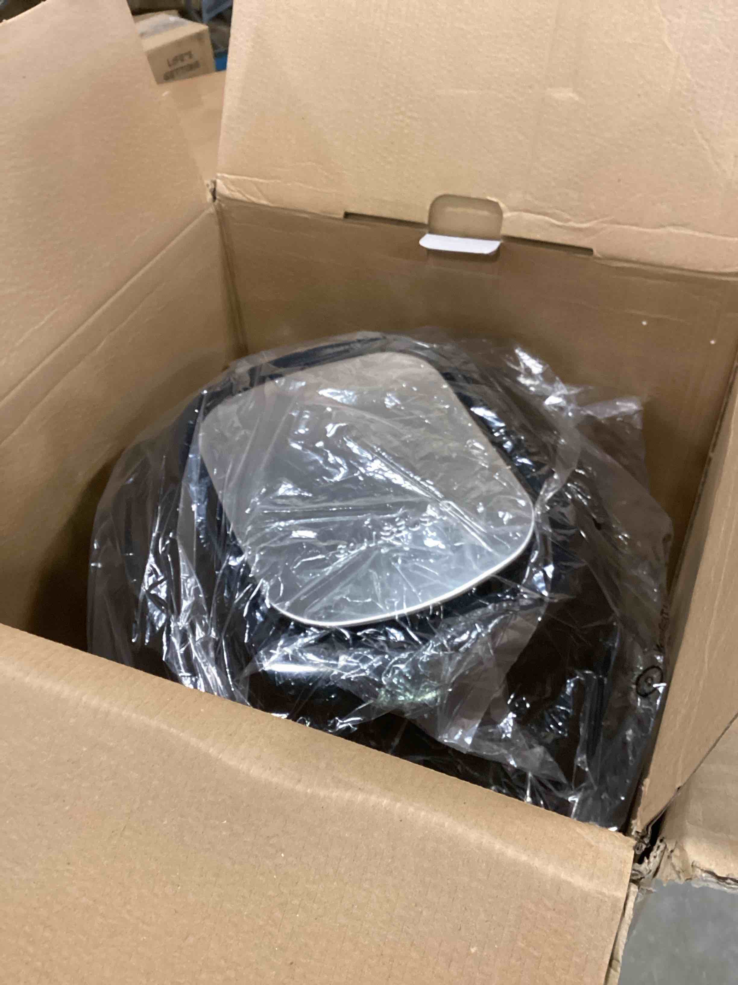 https://s3.amazonaws.com/lotting-images-prod/bidfta/BRN1759944_1737146469703.jpeg