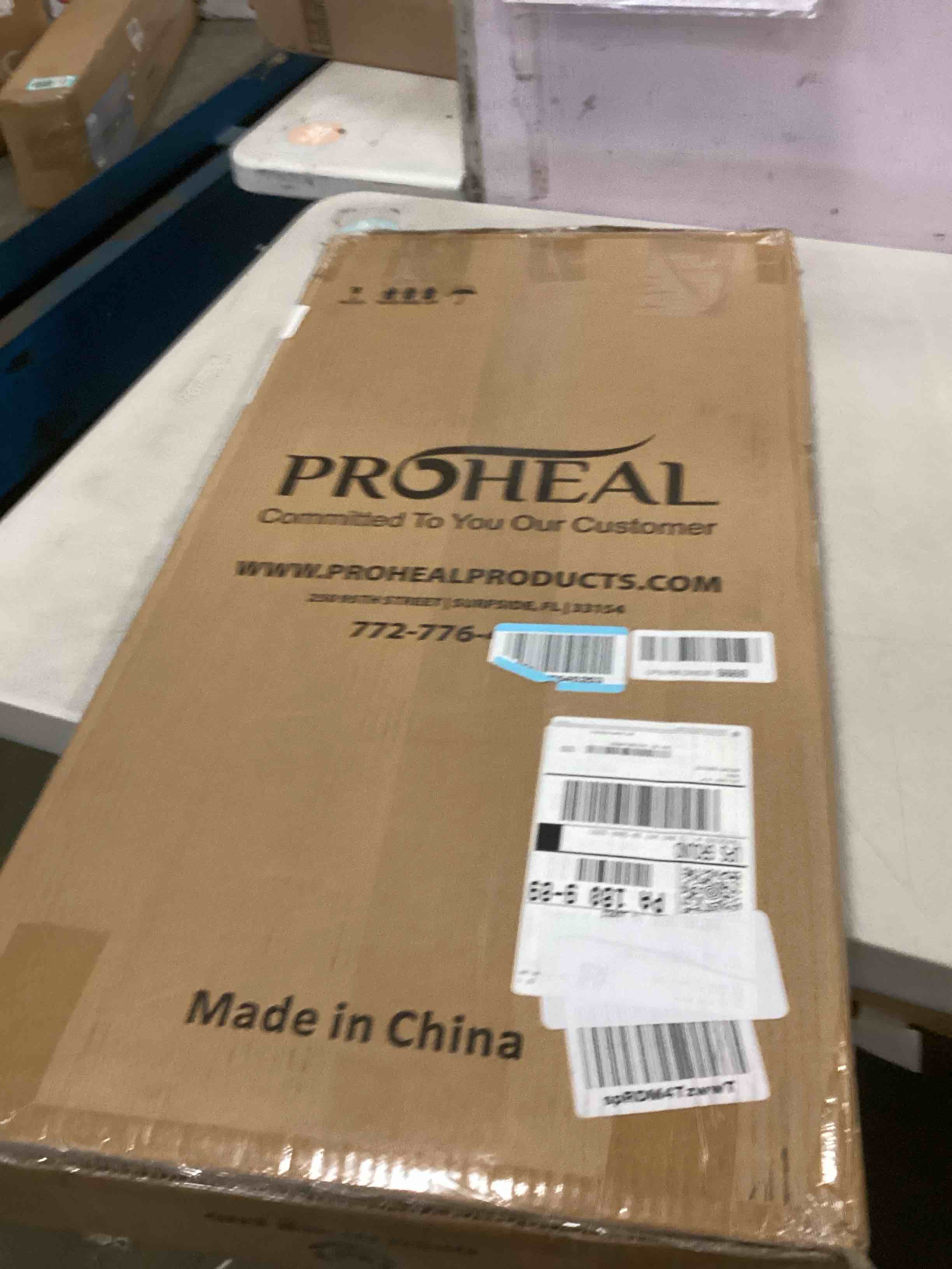https://s3.amazonaws.com/lotting-images-prod/bidfta/BRN1761062_1737659618252.jpeg
