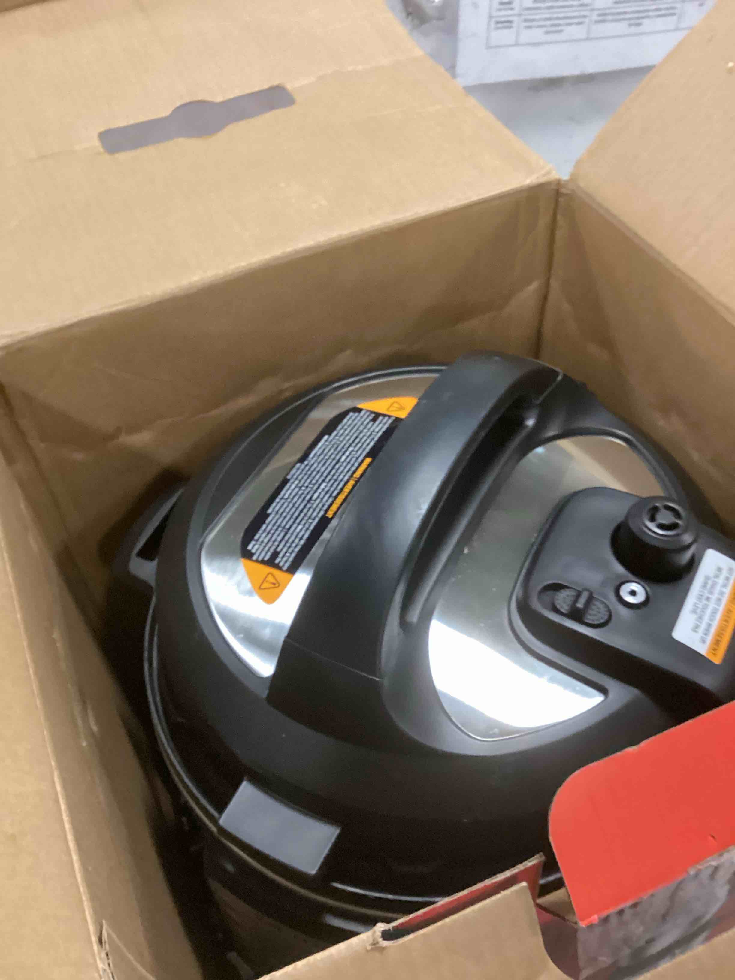 https://s3.amazonaws.com/lotting-images-prod/bidfta/BRN1761131_1737724282592.jpeg