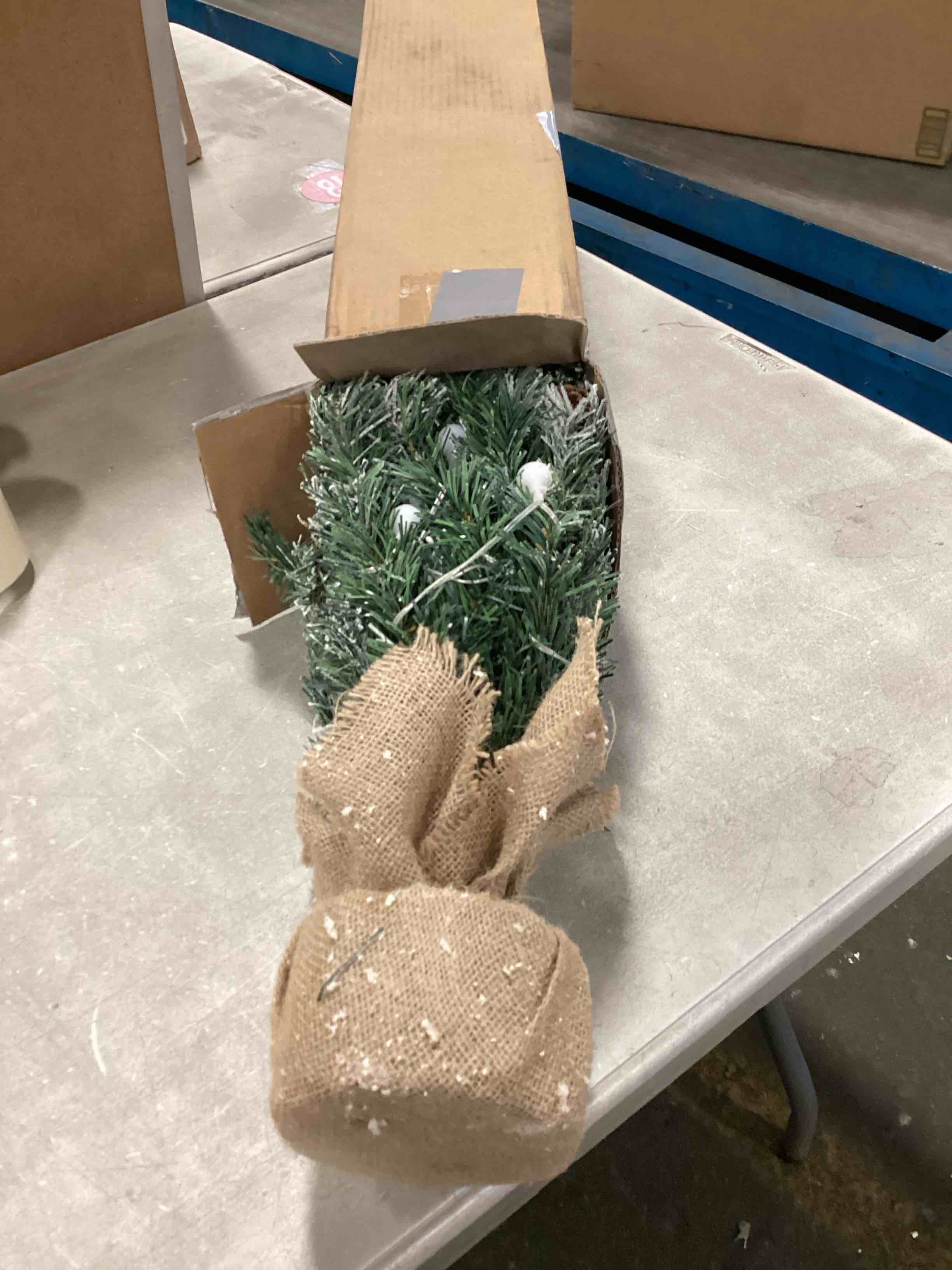 https://s3.amazonaws.com/lotting-images-prod/bidfta/BRN1762032_1736864917797.jpeg