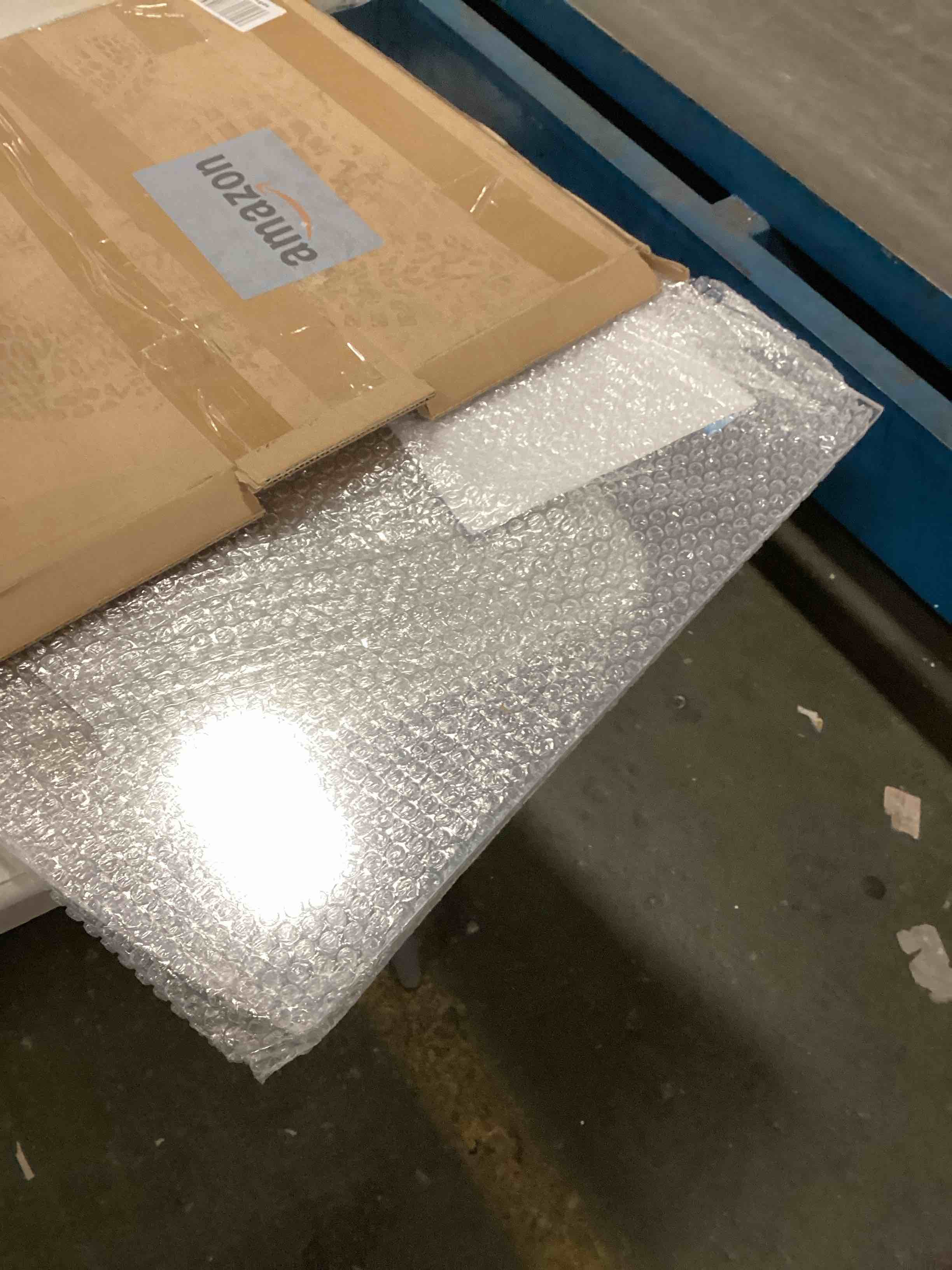 https://s3.amazonaws.com/lotting-images-prod/bidfta/BRN1762076_1736881174062.jpeg