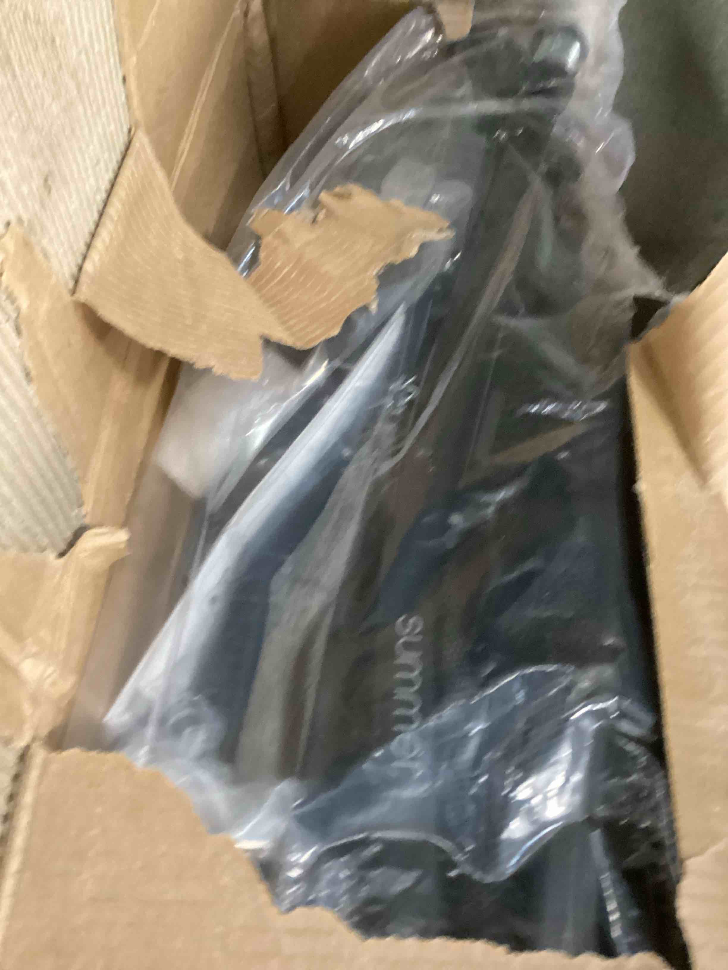 https://s3.amazonaws.com/lotting-images-prod/bidfta/BRN1762167_1736952690166.jpeg