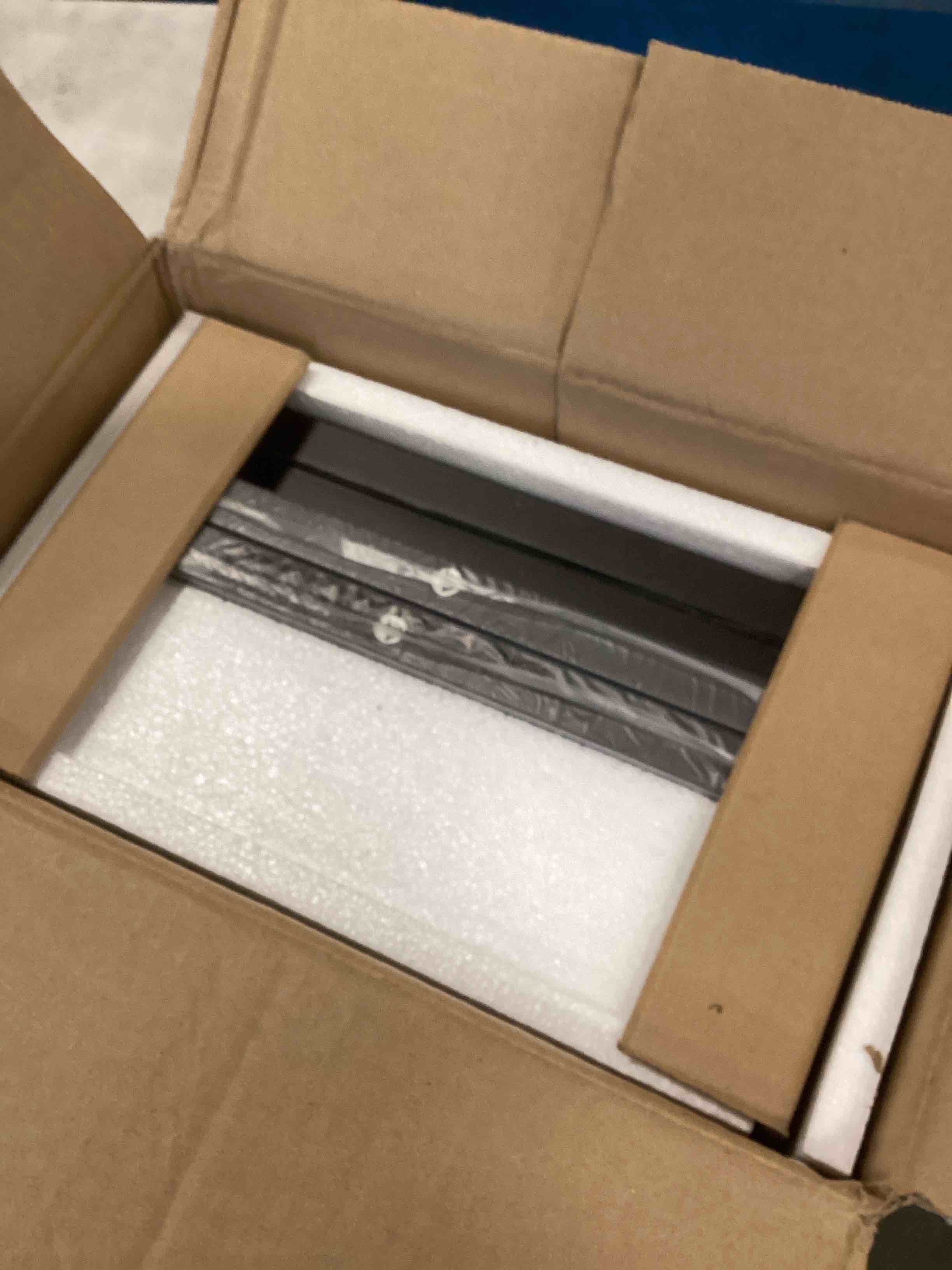 https://s3.amazonaws.com/lotting-images-prod/bidfta/BRN1762484_1737045375664.jpeg