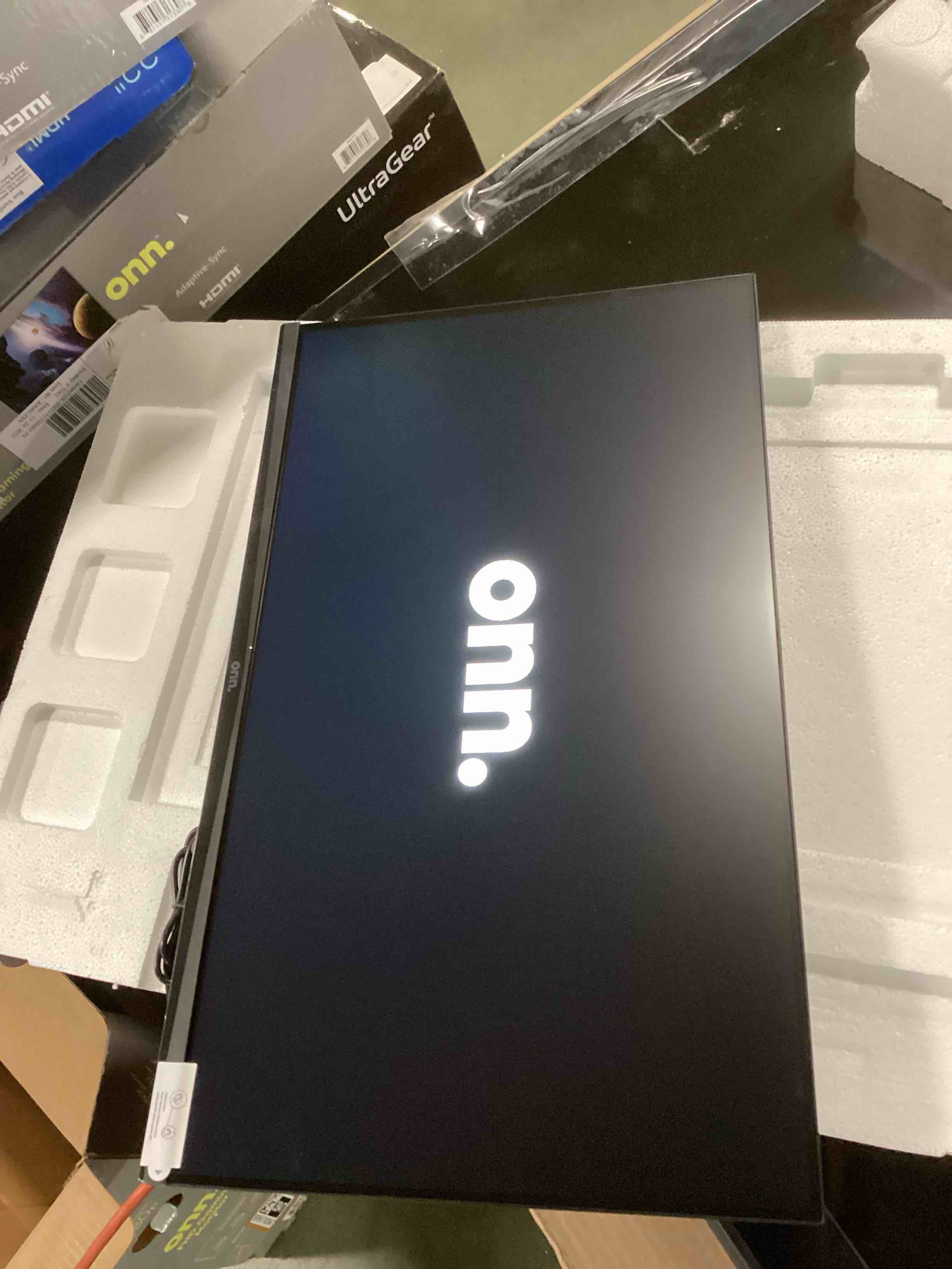 https://s3.amazonaws.com/lotting-images-prod/bidfta/BRN1763947_1738244571845.jpeg