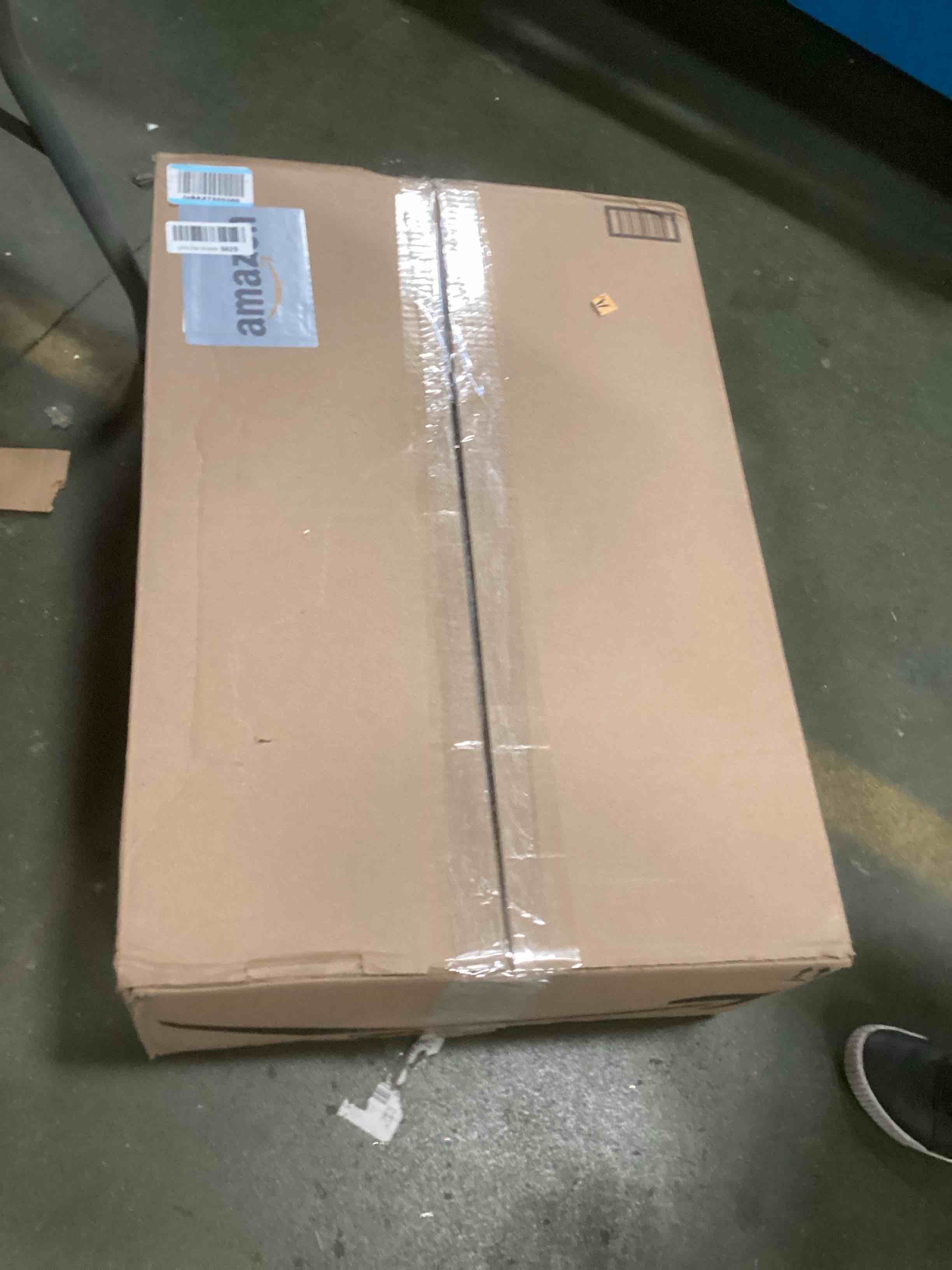 https://s3.amazonaws.com/lotting-images-prod/bidfta/BRN1764108_1738074145121.jpeg