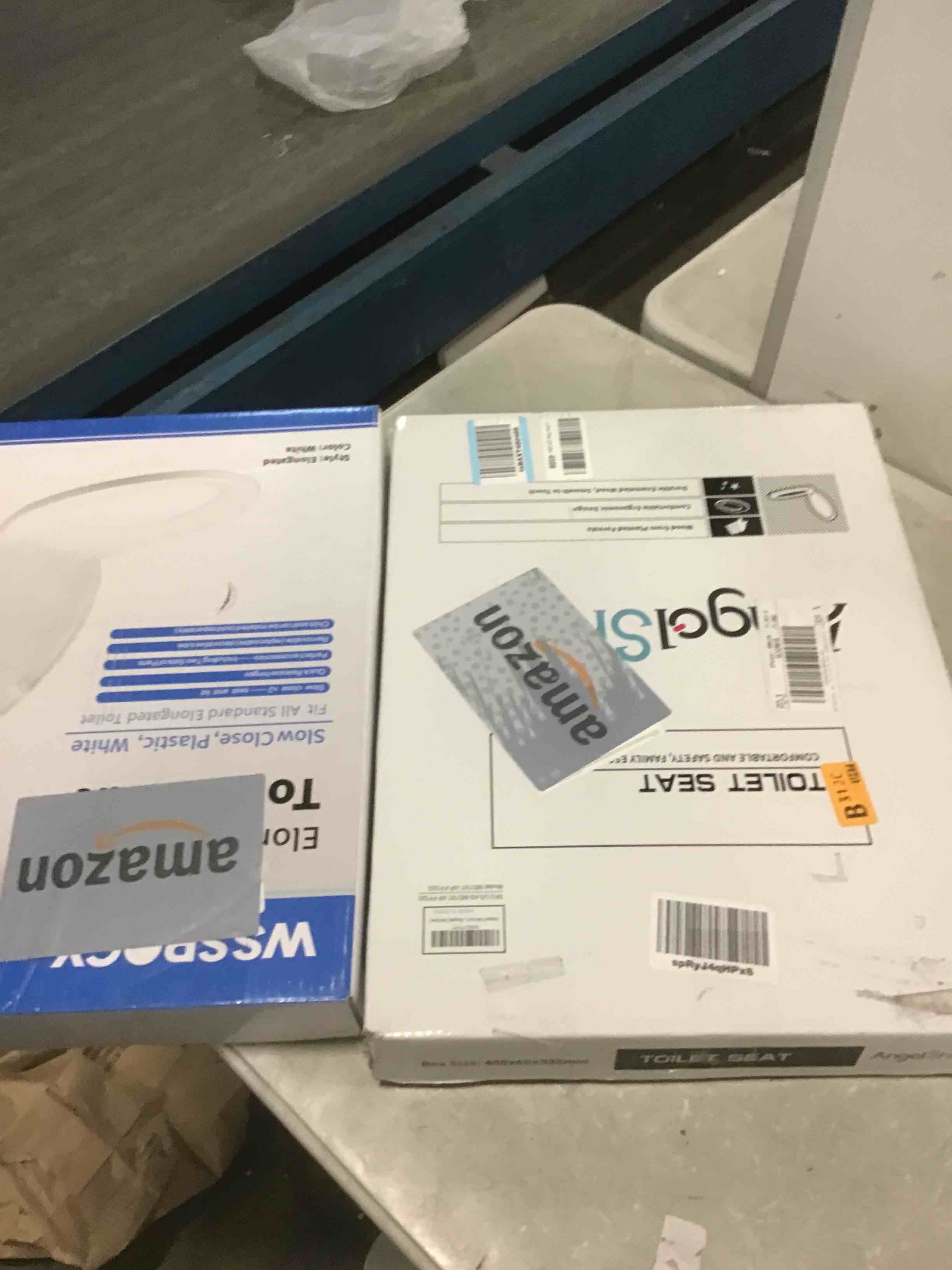 https://s3.amazonaws.com/lotting-images-prod/bidfta/BRN1765071_1734633082401.jpeg