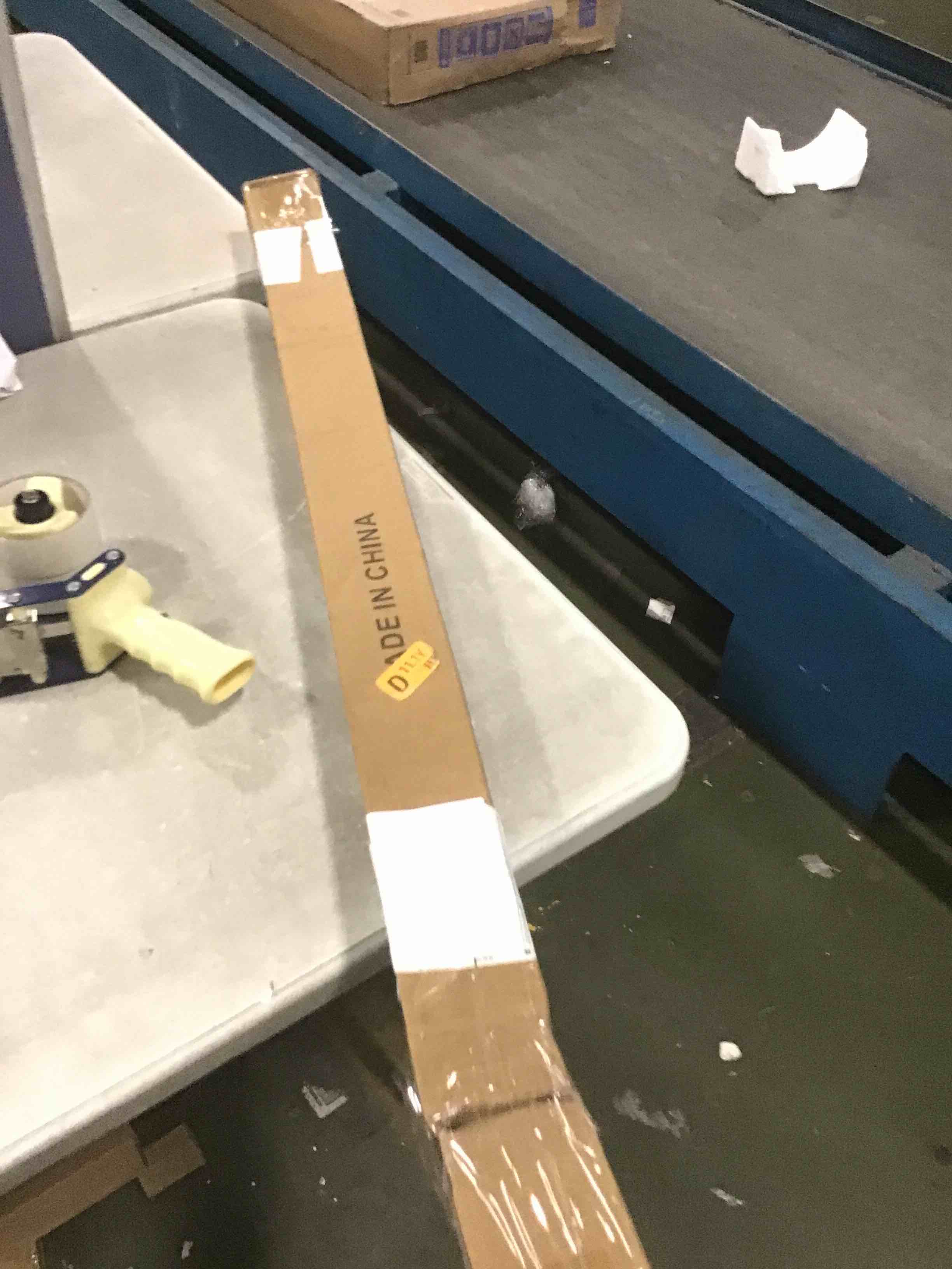 https://s3.amazonaws.com/lotting-images-prod/bidfta/BRN1765292_1734712394920.jpeg