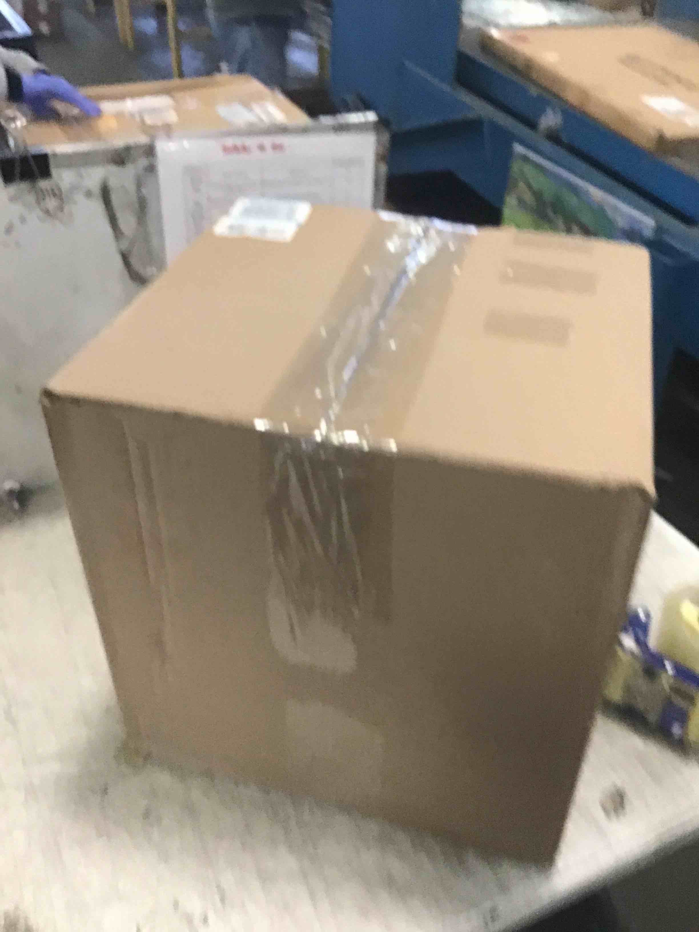 https://s3.amazonaws.com/lotting-images-prod/bidfta/BRN1766376_1735583961715.jpeg