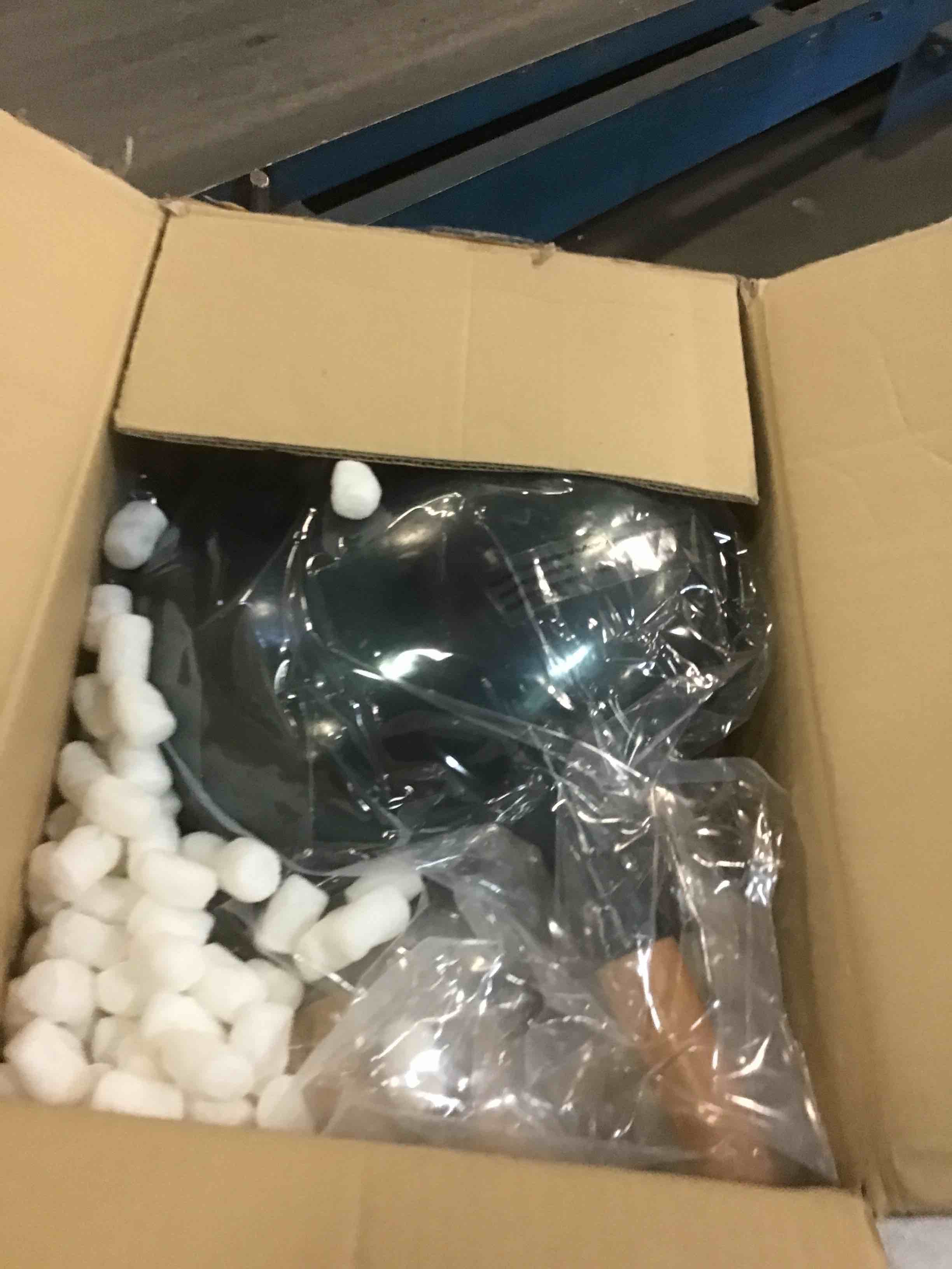 https://s3.amazonaws.com/lotting-images-prod/bidfta/BRN1766809_1735833341702.jpeg