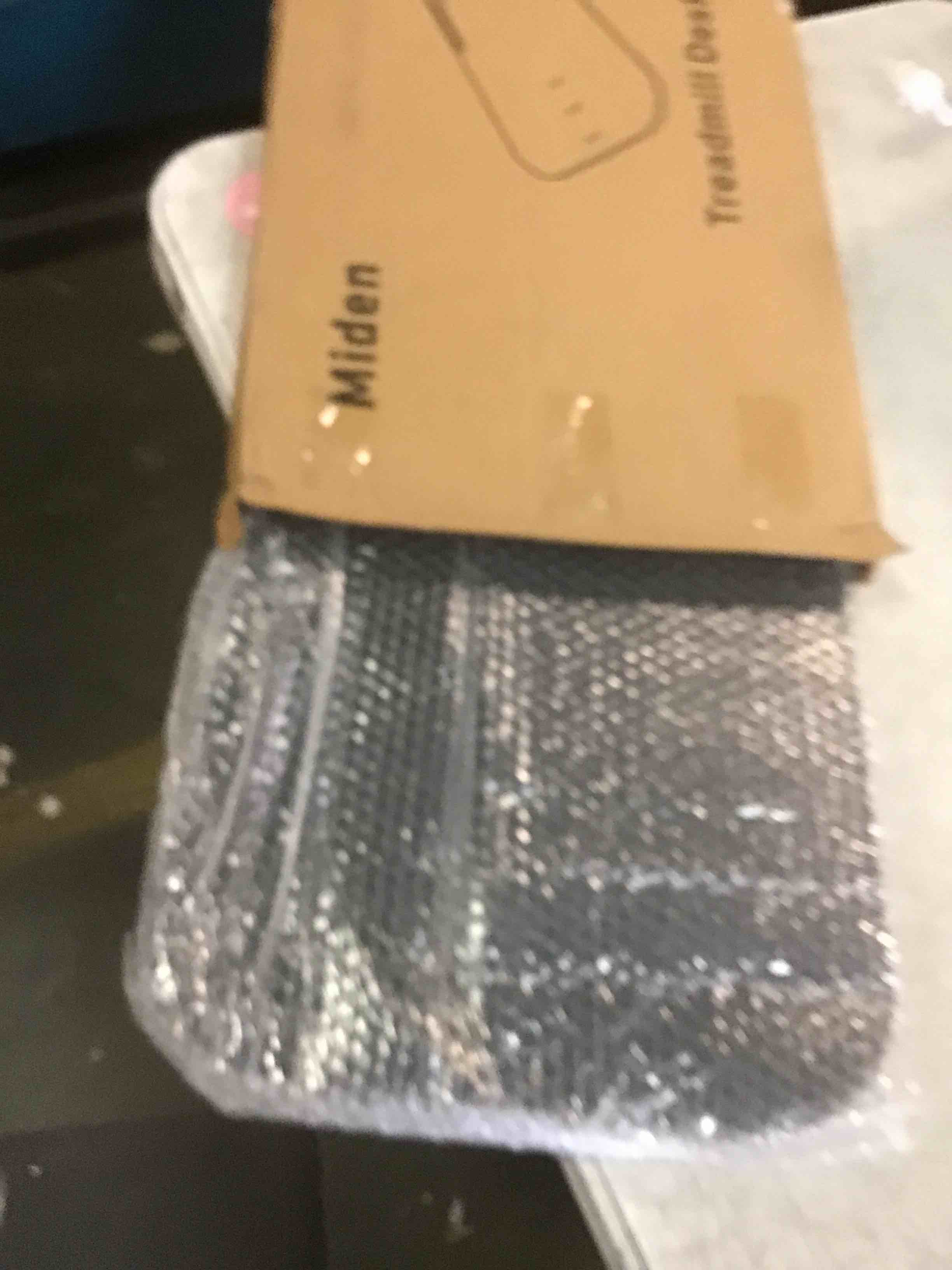 https://s3.amazonaws.com/lotting-images-prod/bidfta/BRN1766883_1735843341401.jpeg