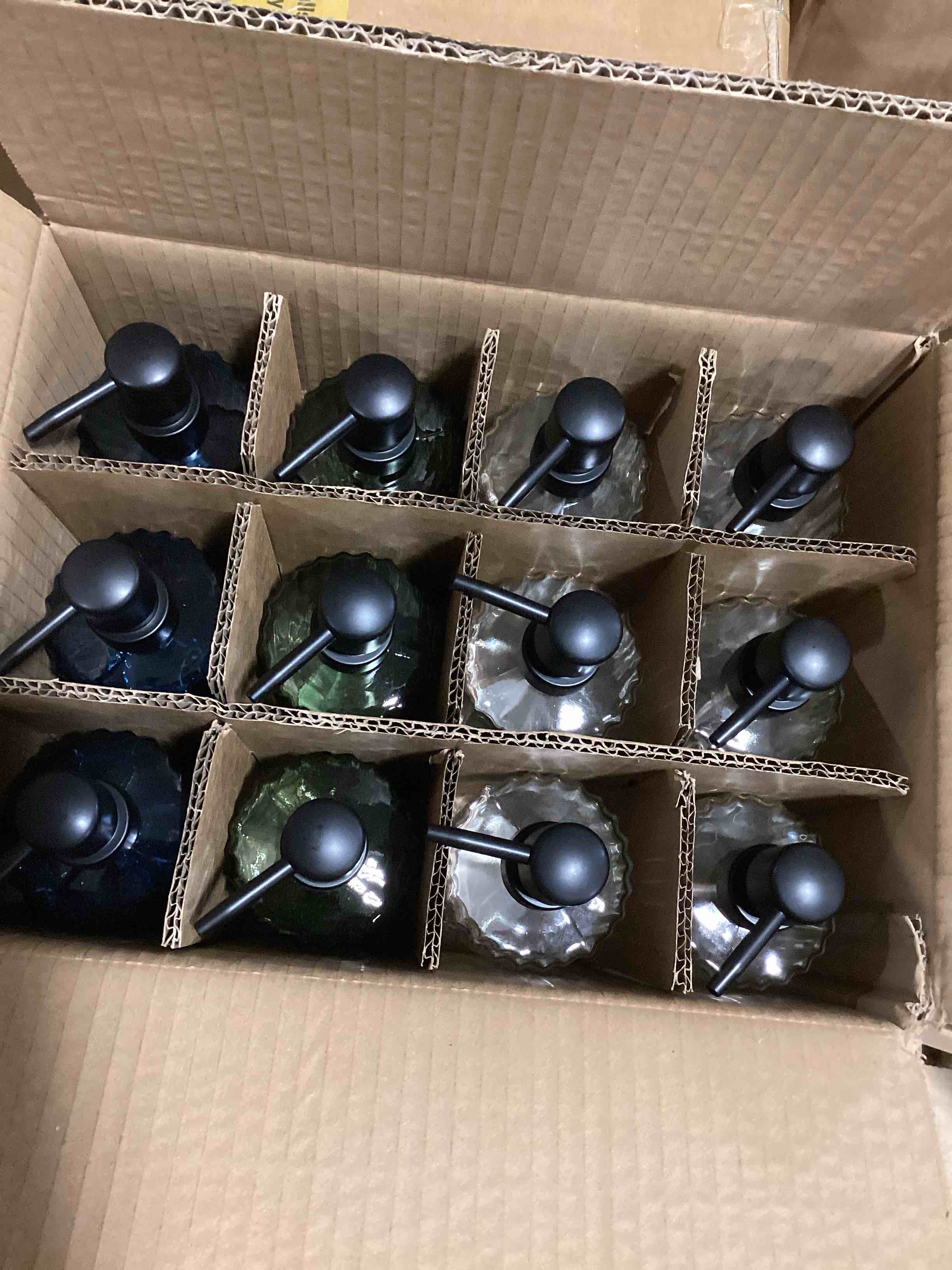 pump dispensers clear-dark blue - green