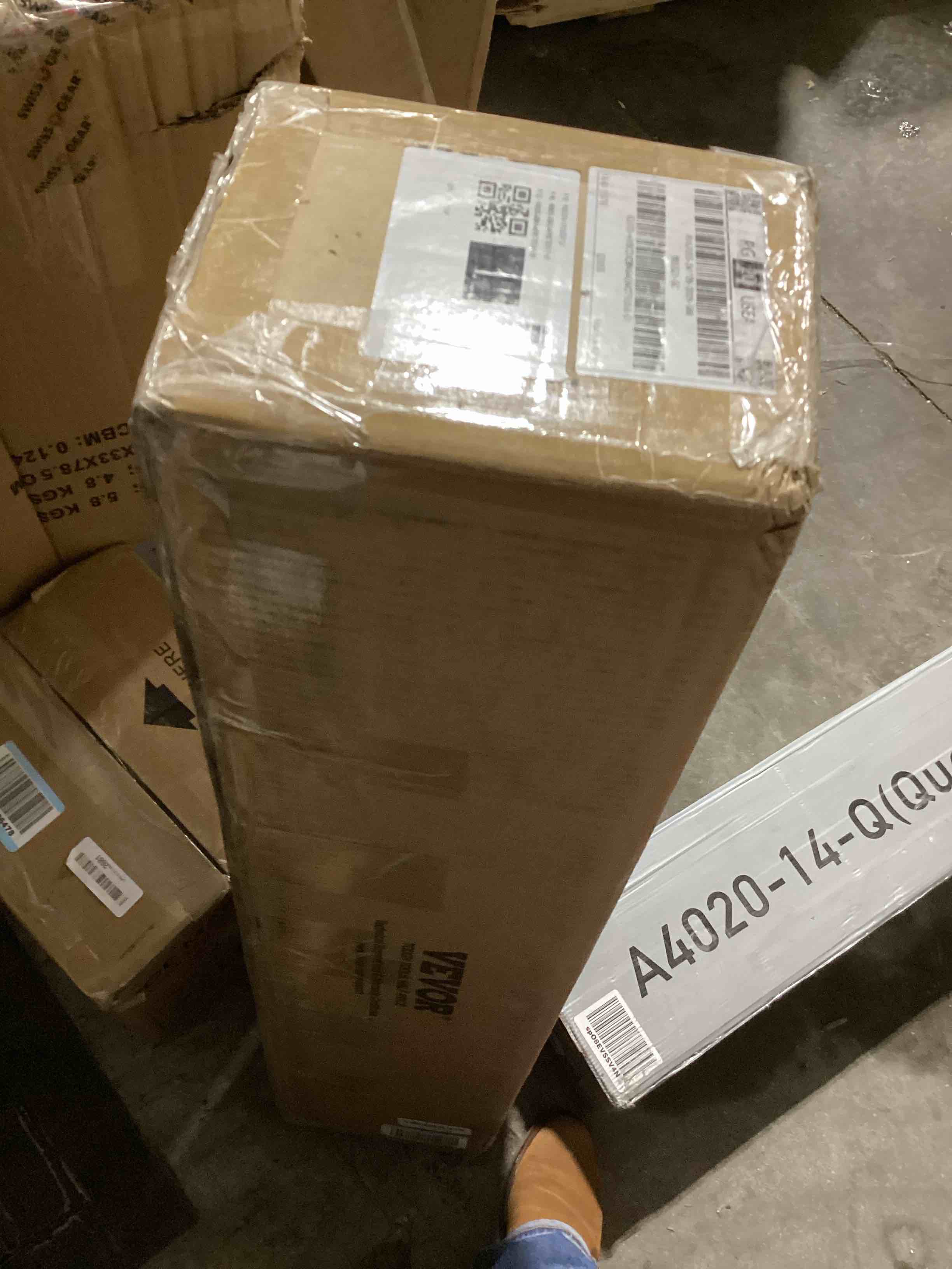 https://s3.amazonaws.com/lotting-images-prod/bidfta/BRN1771565_1743952793039.jpeg