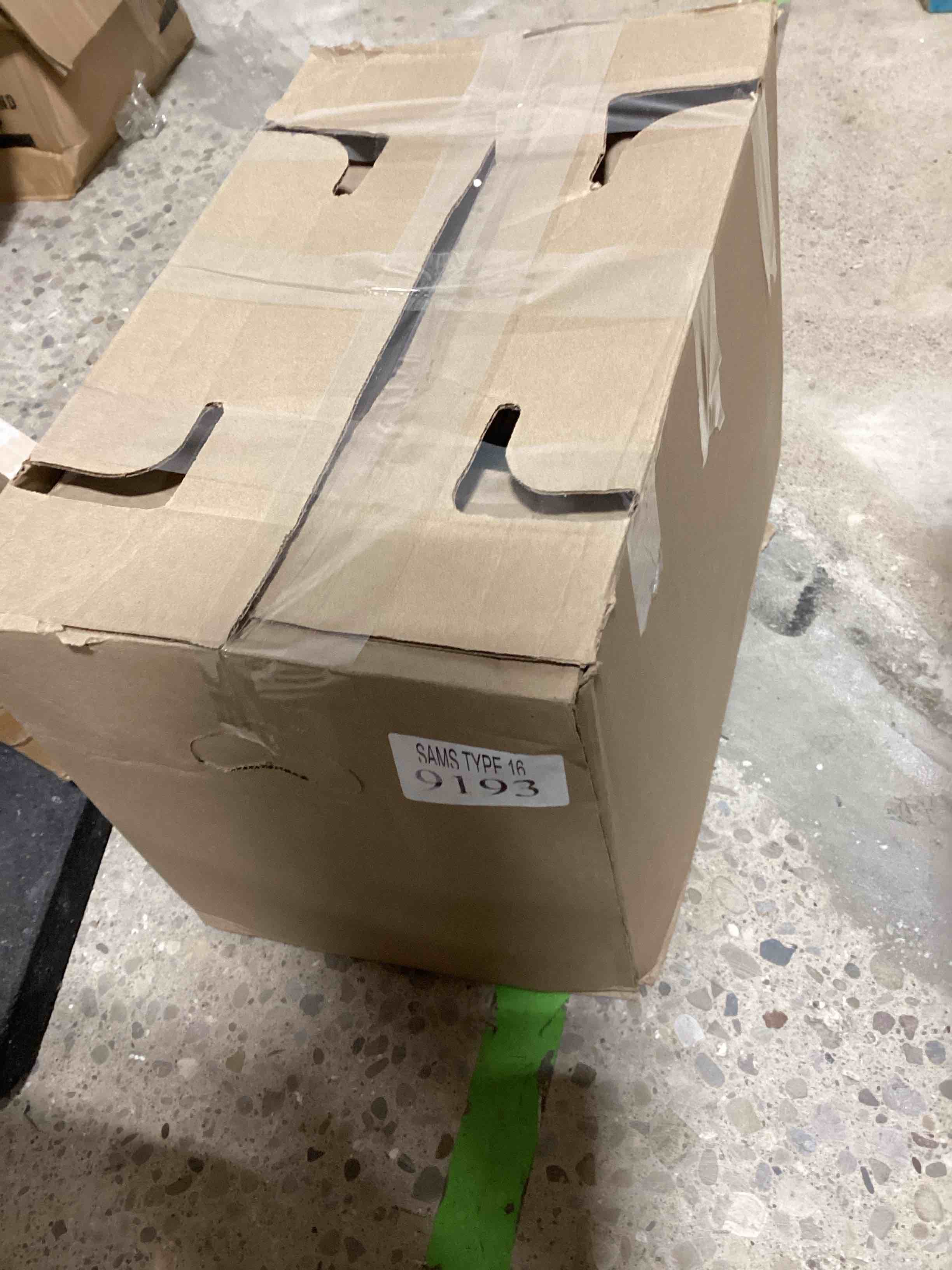 https://s3.amazonaws.com/lotting-images-prod/bidfta/BRN1774256_1750863612714.jpeg