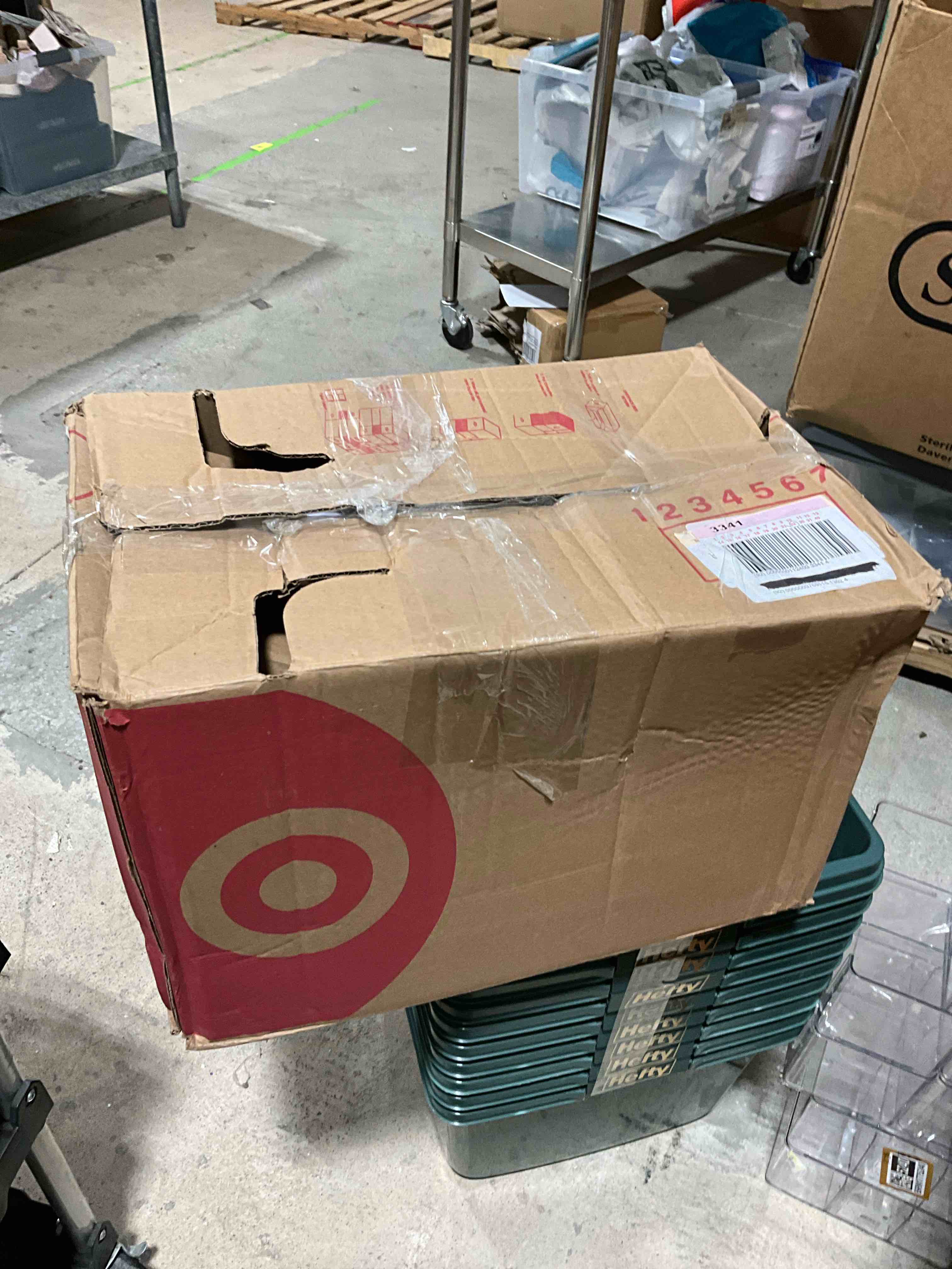 https://s3.amazonaws.com/lotting-images-prod/bidfta/BRN1775242_1752243162492.jpeg