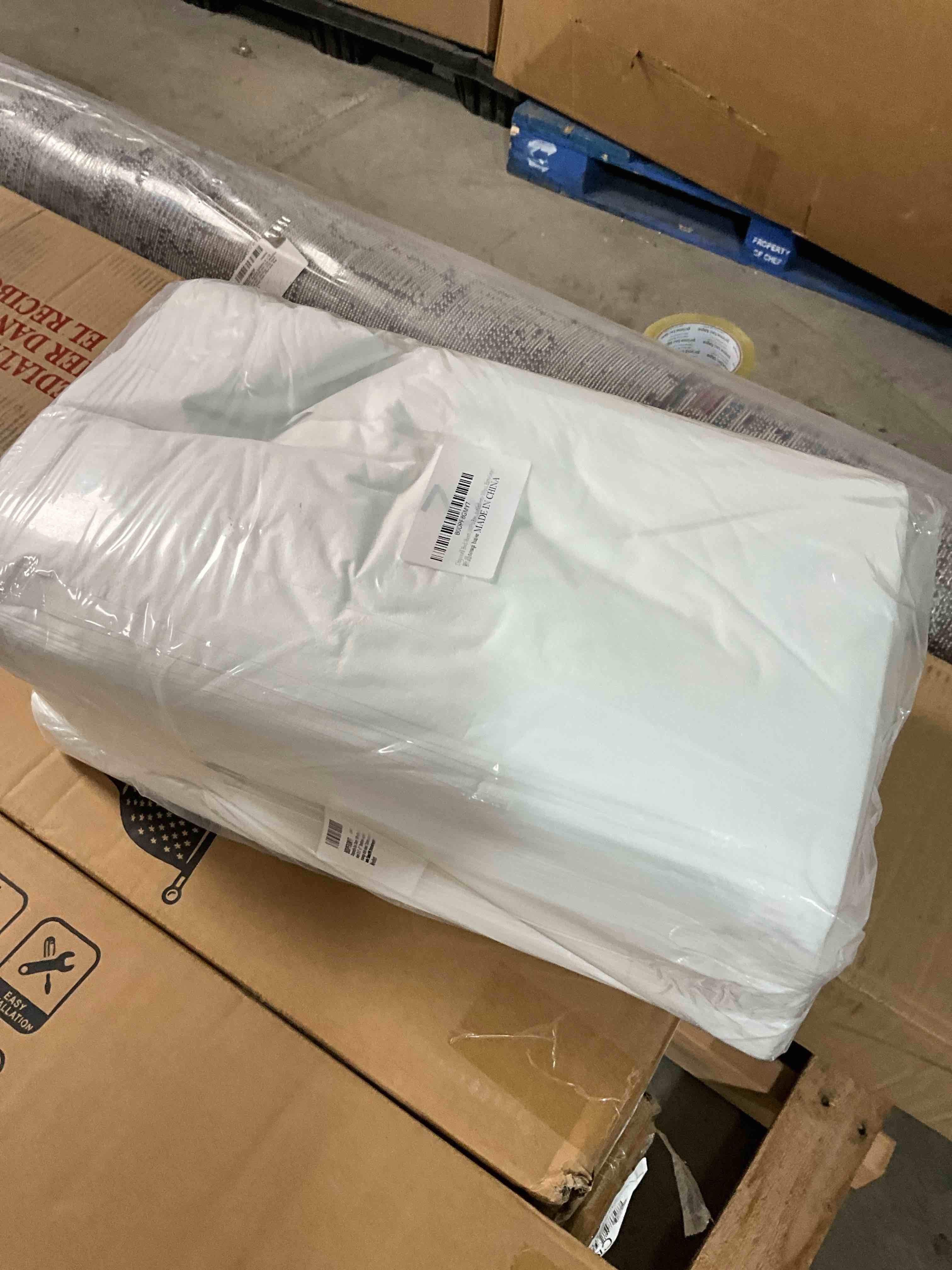https://s3.amazonaws.com/lotting-images-prod/bidfta/BRN1775333_1752156968100.jpeg