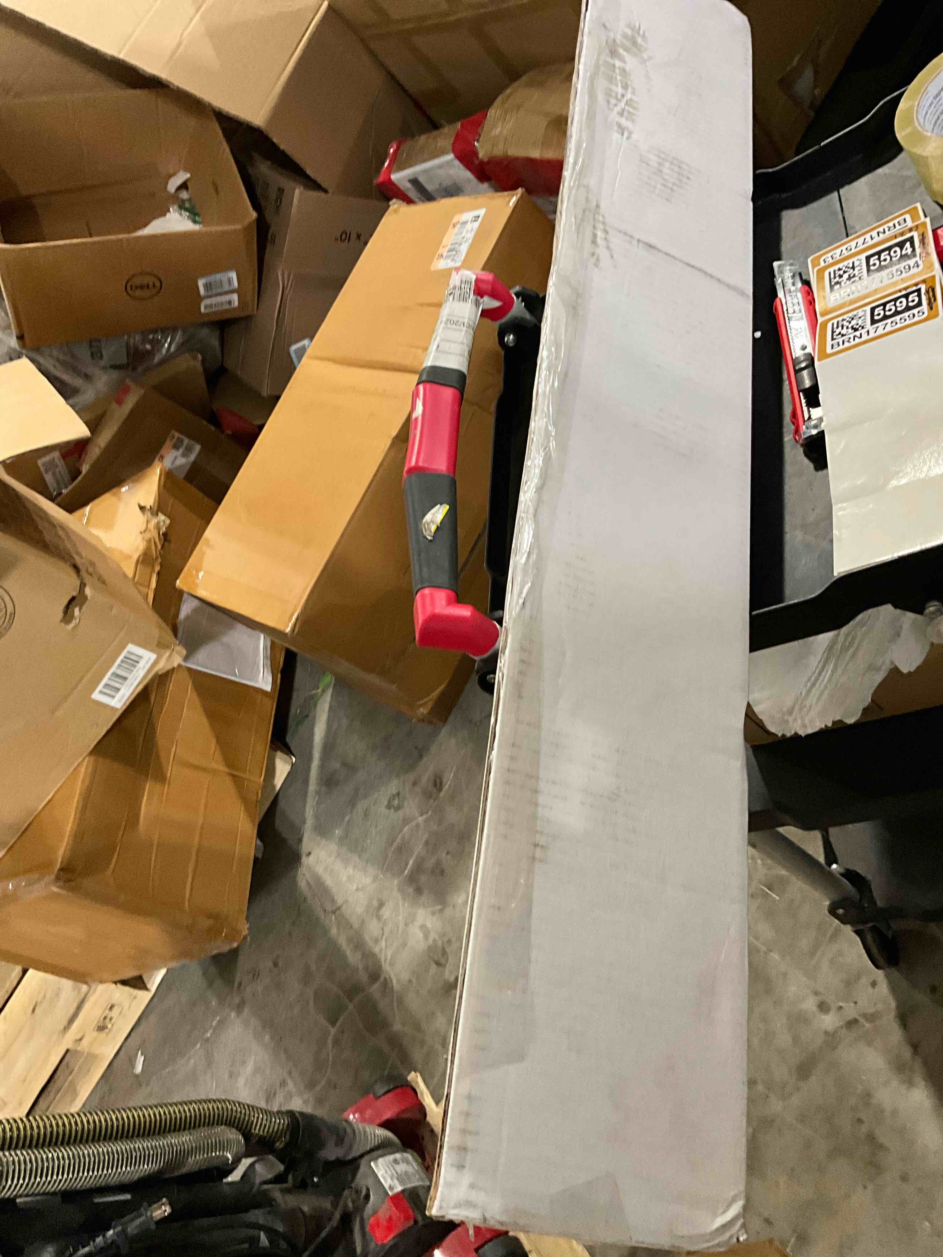 https://s3.amazonaws.com/lotting-images-prod/bidfta/BRN1775595_1753107933466.jpeg