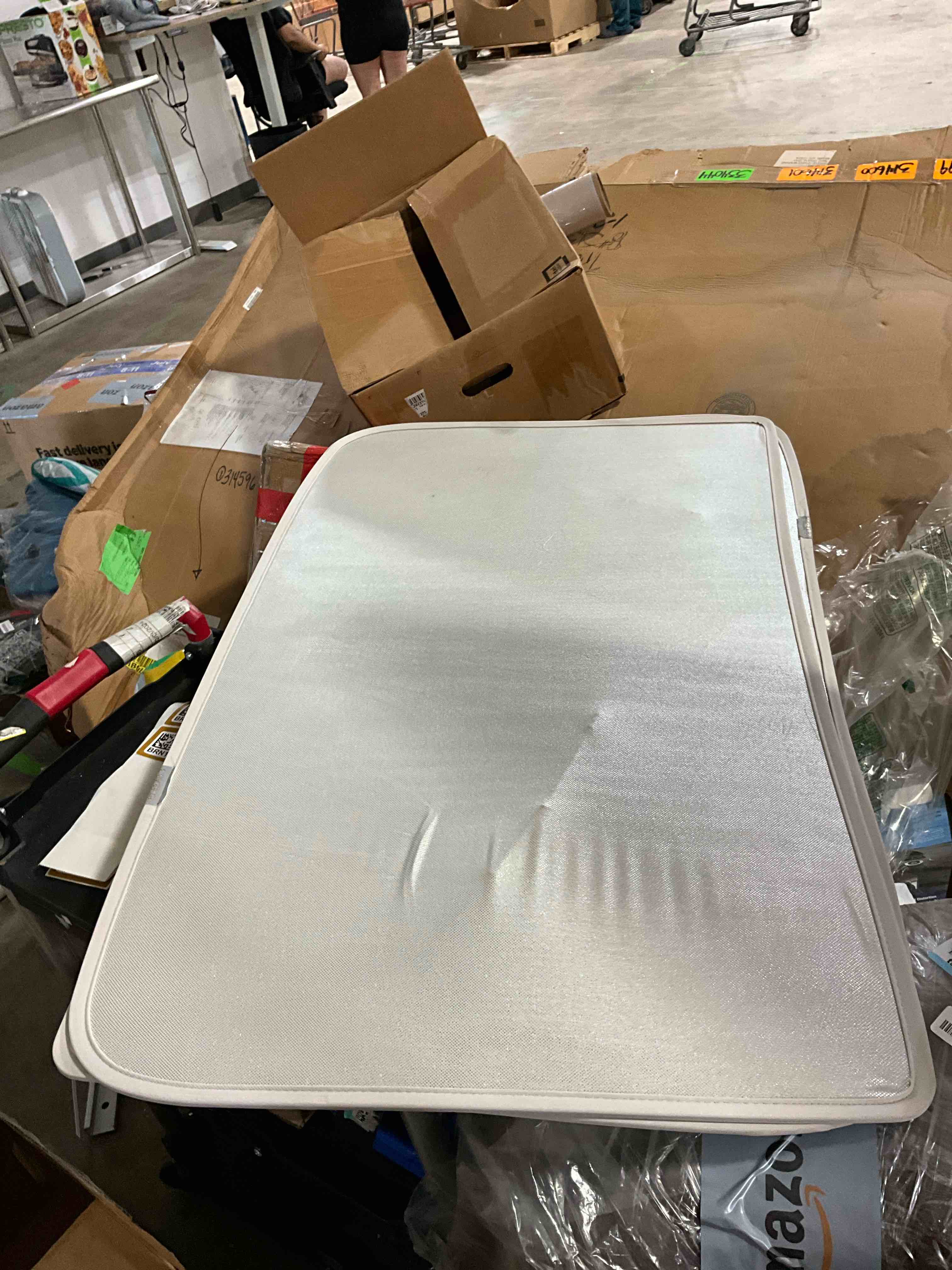 HX-REAR 3 SUN REFLECTOR 2 Pk
