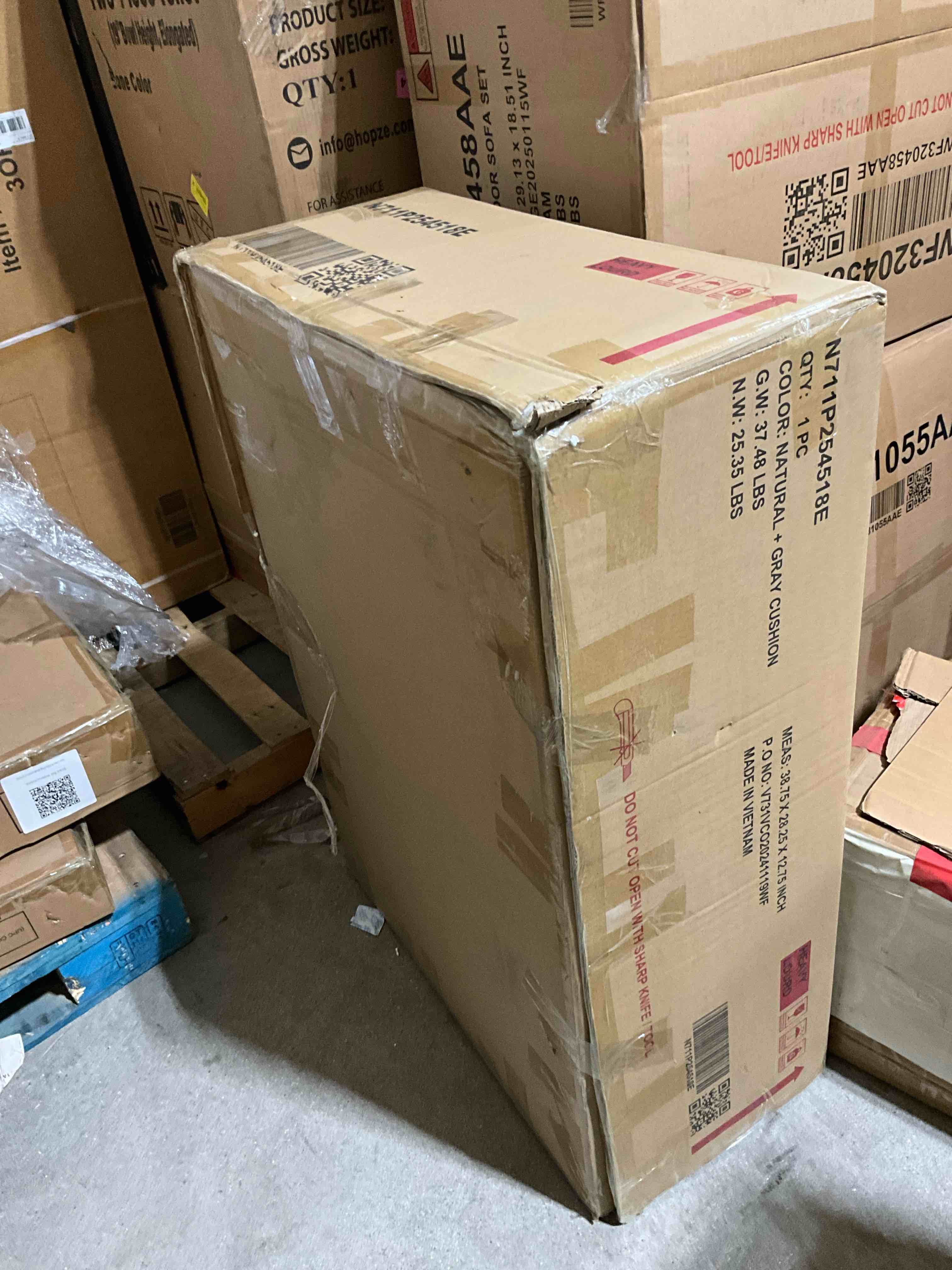 https://s3.amazonaws.com/lotting-images-prod/bidfta/BRN1775932_1753365931612.jpeg