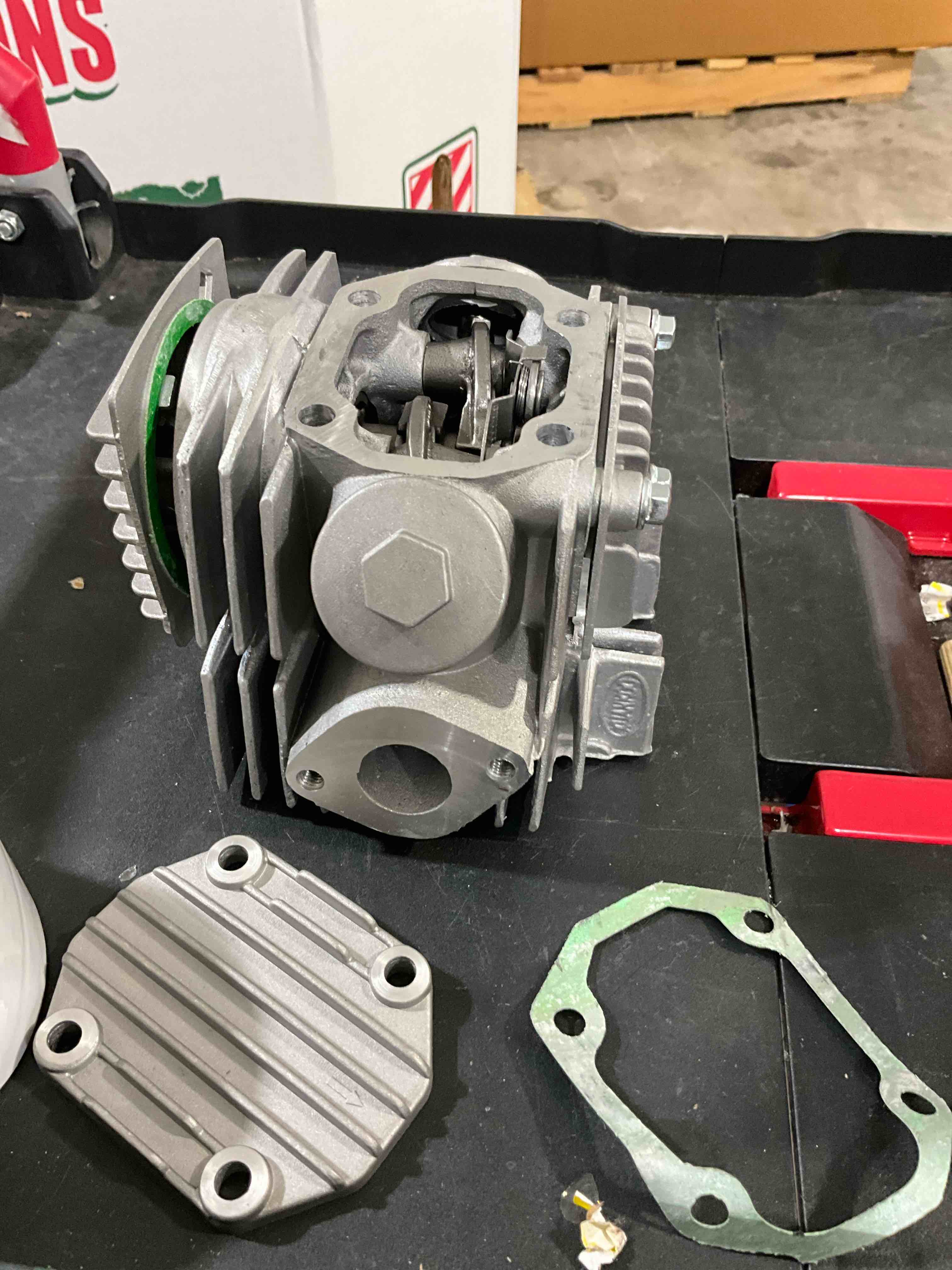 Car Piece Cylinder Head