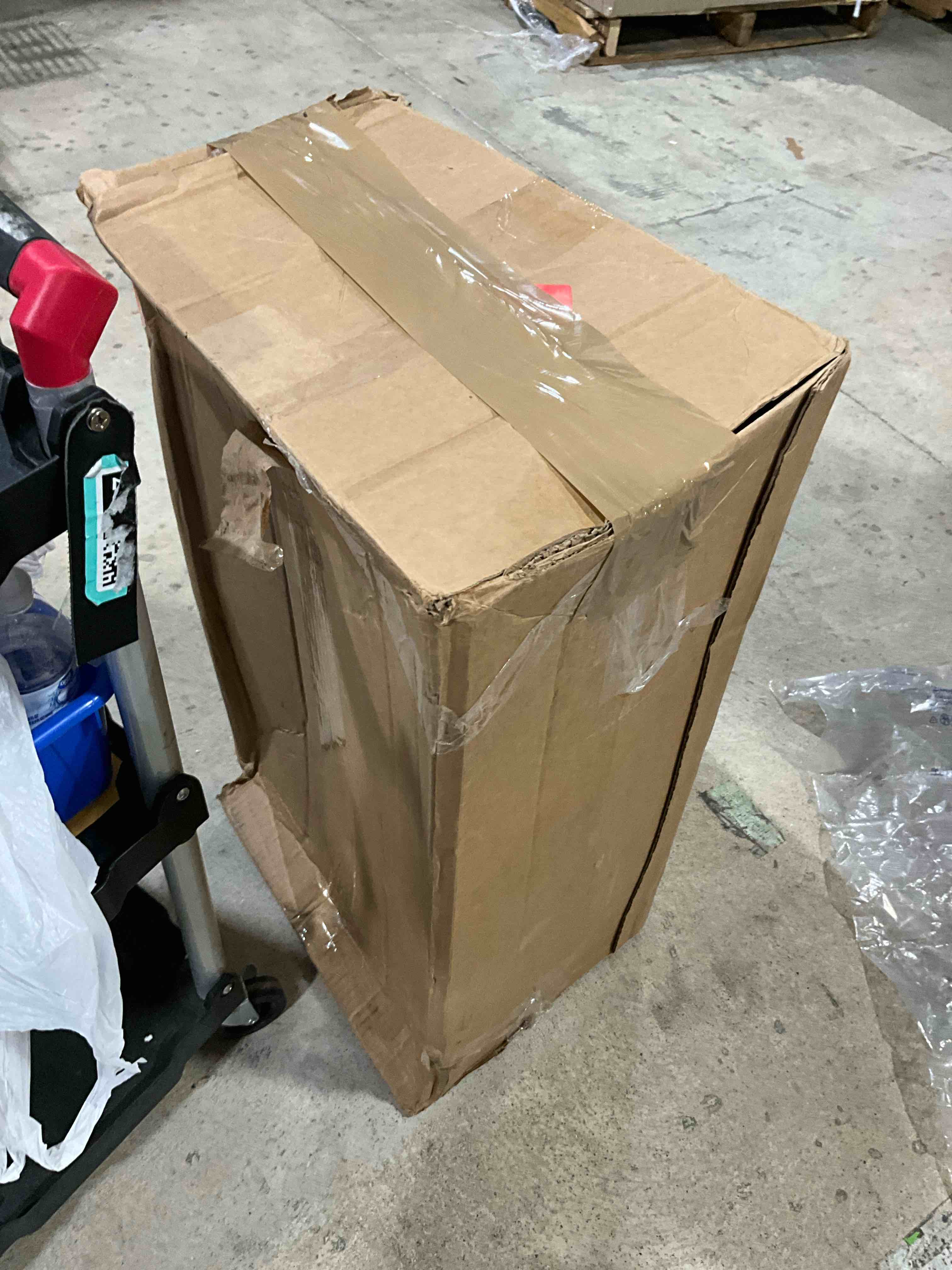 https://s3.amazonaws.com/lotting-images-prod/bidfta/BRN1776408_1753970560829.jpeg