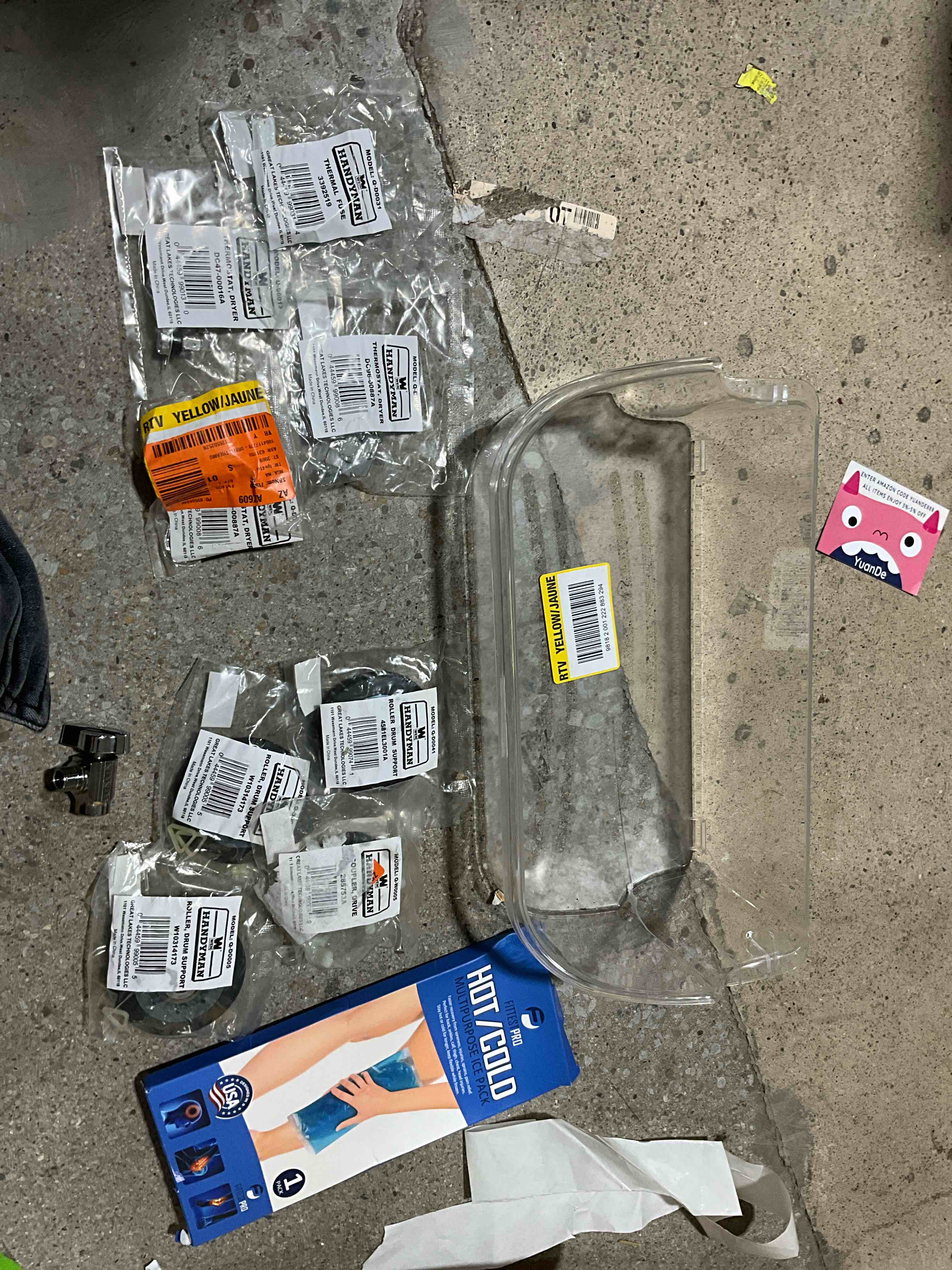 Assorted Fridge Bin, Ice Pack, Rollers and Dryer Small Pieces 