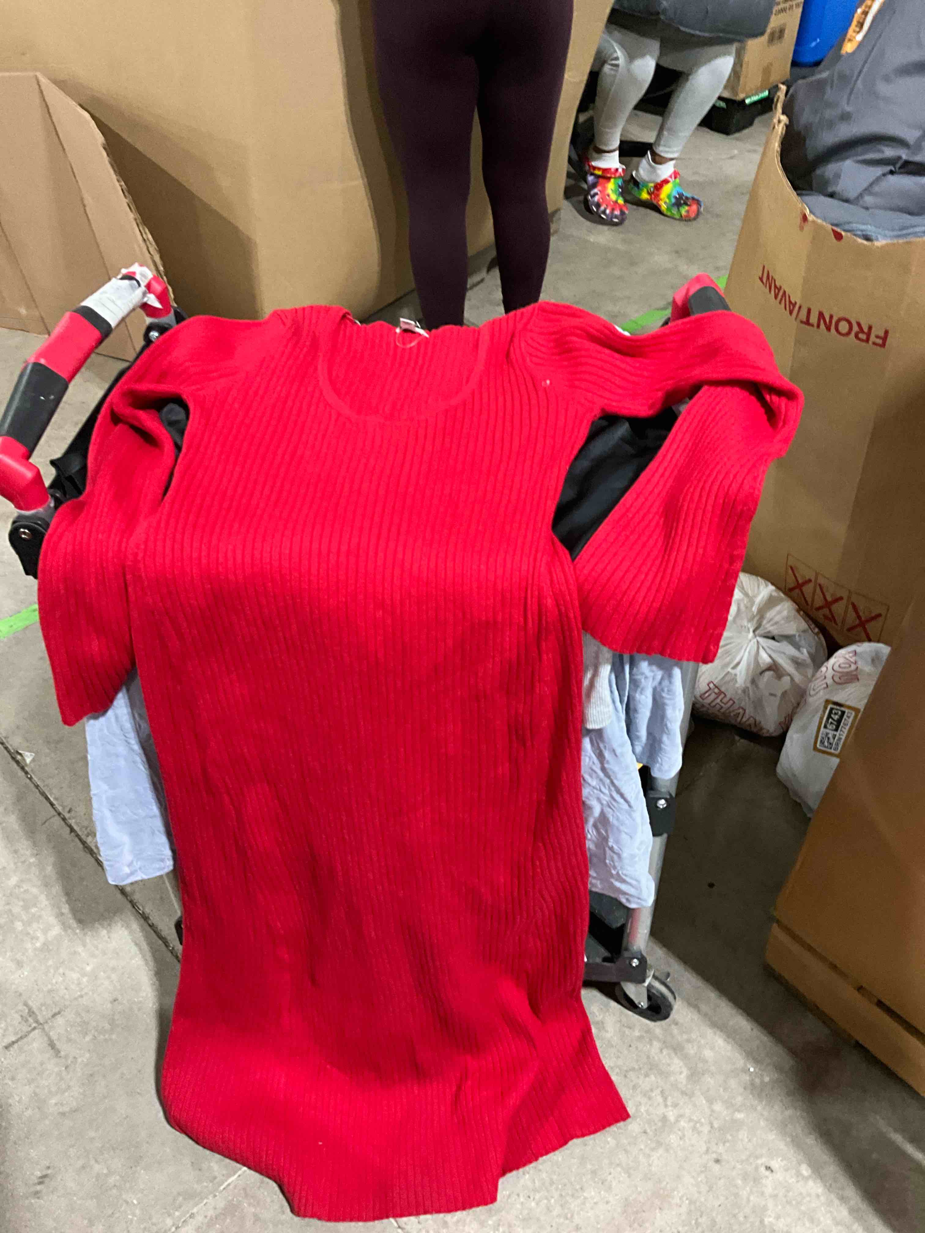 https://s3.amazonaws.com/lotting-images-prod/bidfta/BRN1776754_1754343878891.jpeg