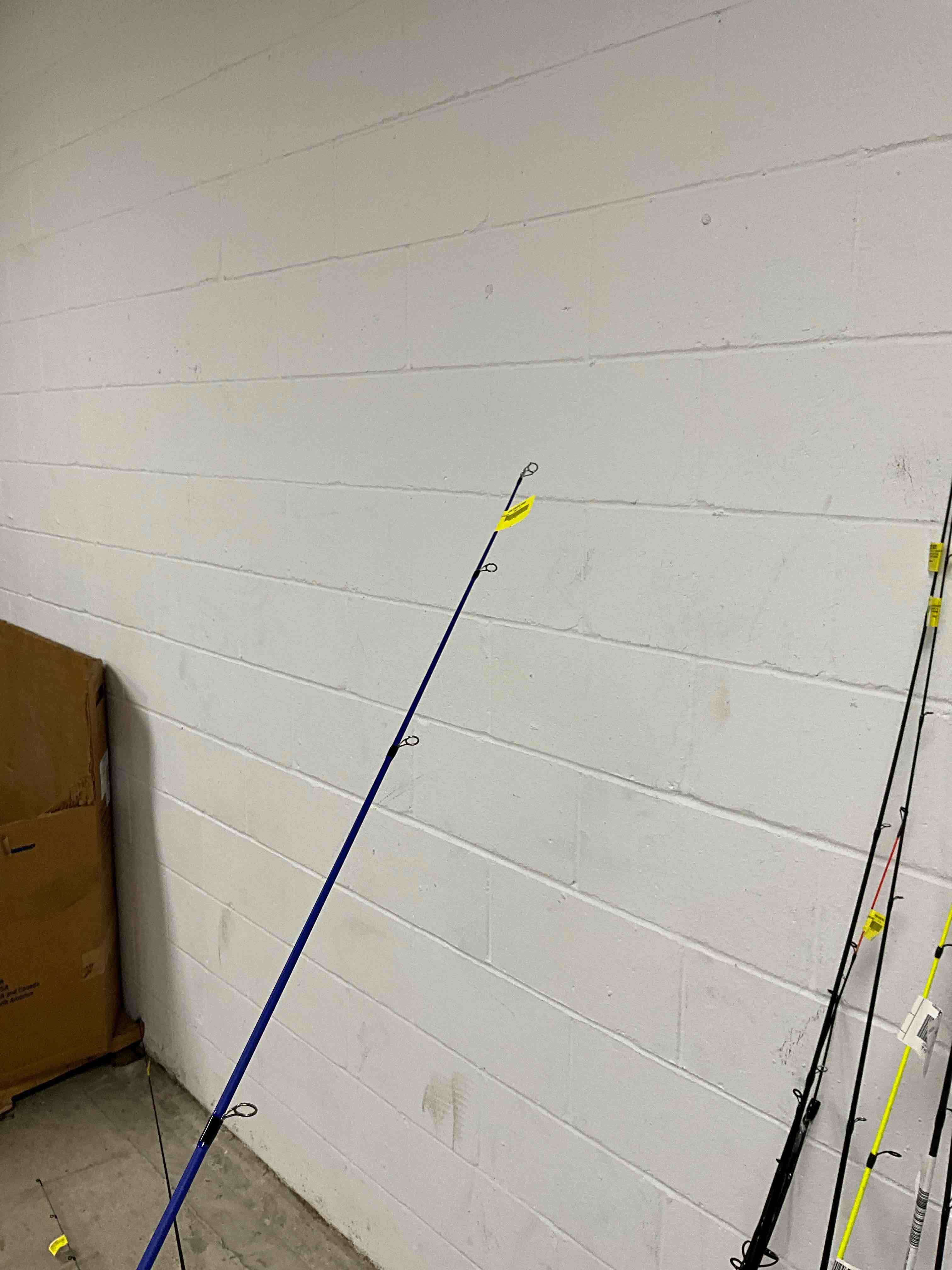 https://s3.amazonaws.com/lotting-images-prod/bidfta/BRN1776977_1755009944813.jpeg