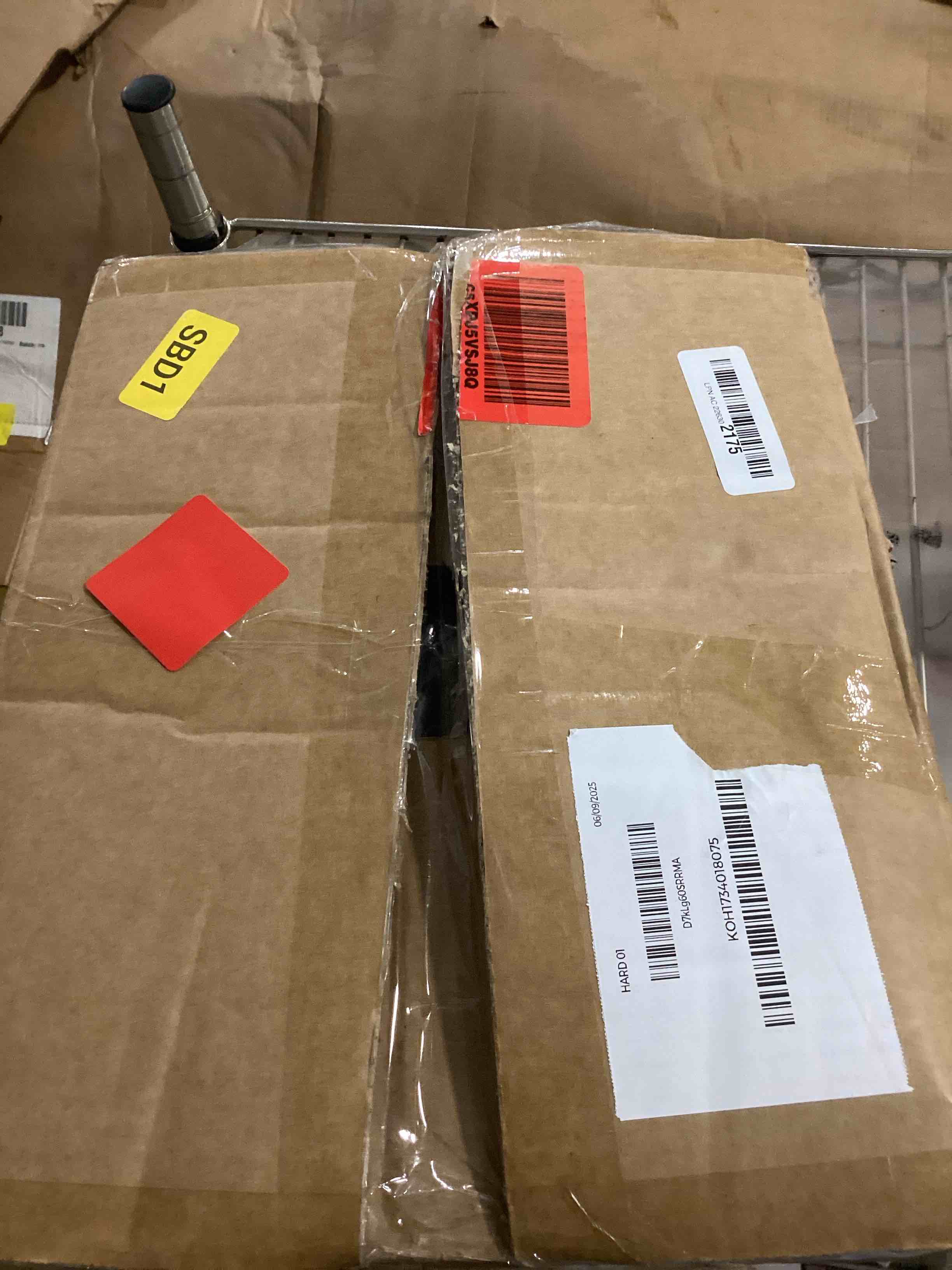 https://s3.amazonaws.com/lotting-images-prod/bidfta/BRN1777883_1753387594763.jpeg