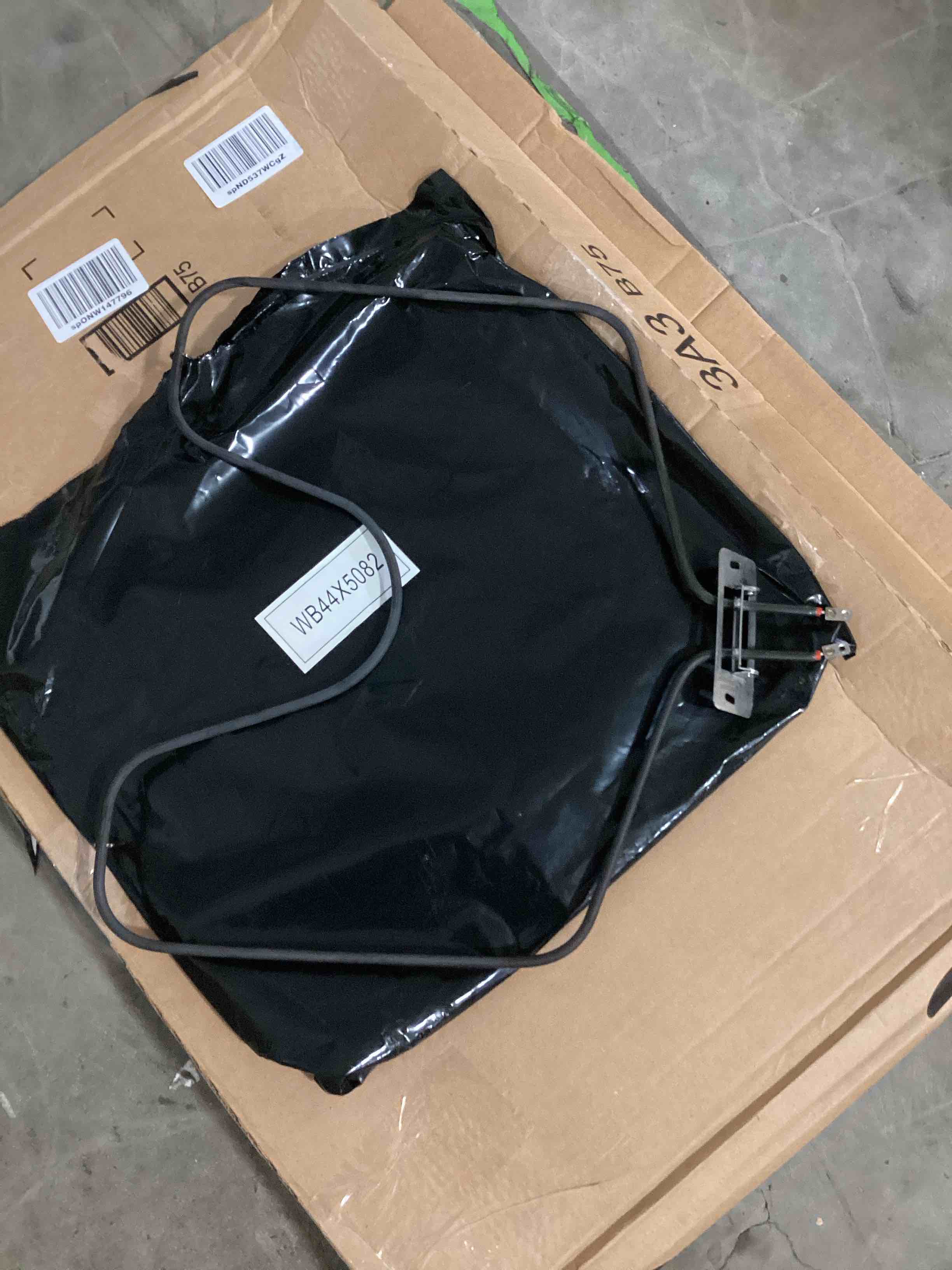 https://s3.amazonaws.com/lotting-images-prod/bidfta/BRN1777905_1753365303243.jpeg