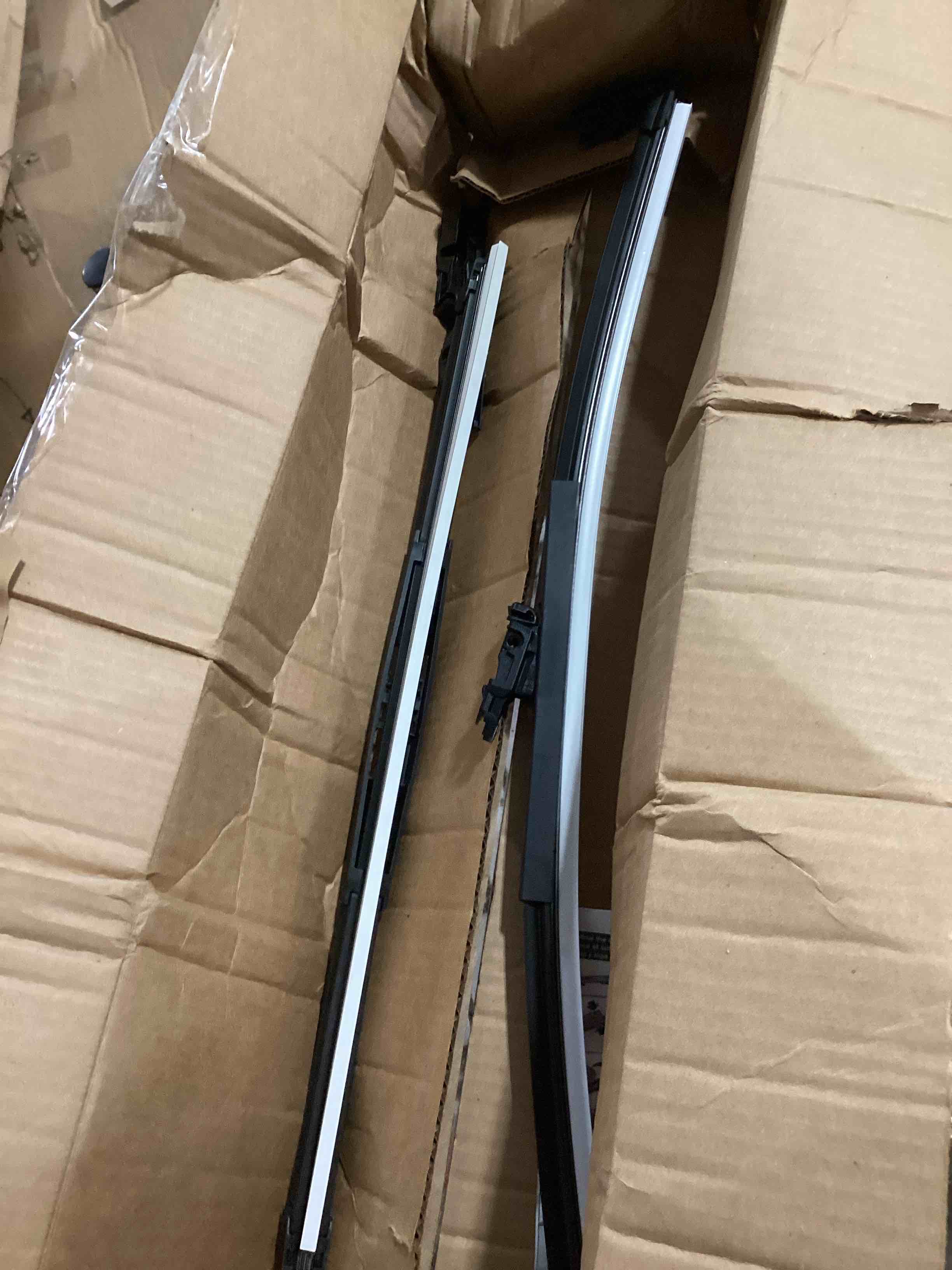 https://s3.amazonaws.com/lotting-images-prod/bidfta/BRN1777928_1753376713829.jpeg