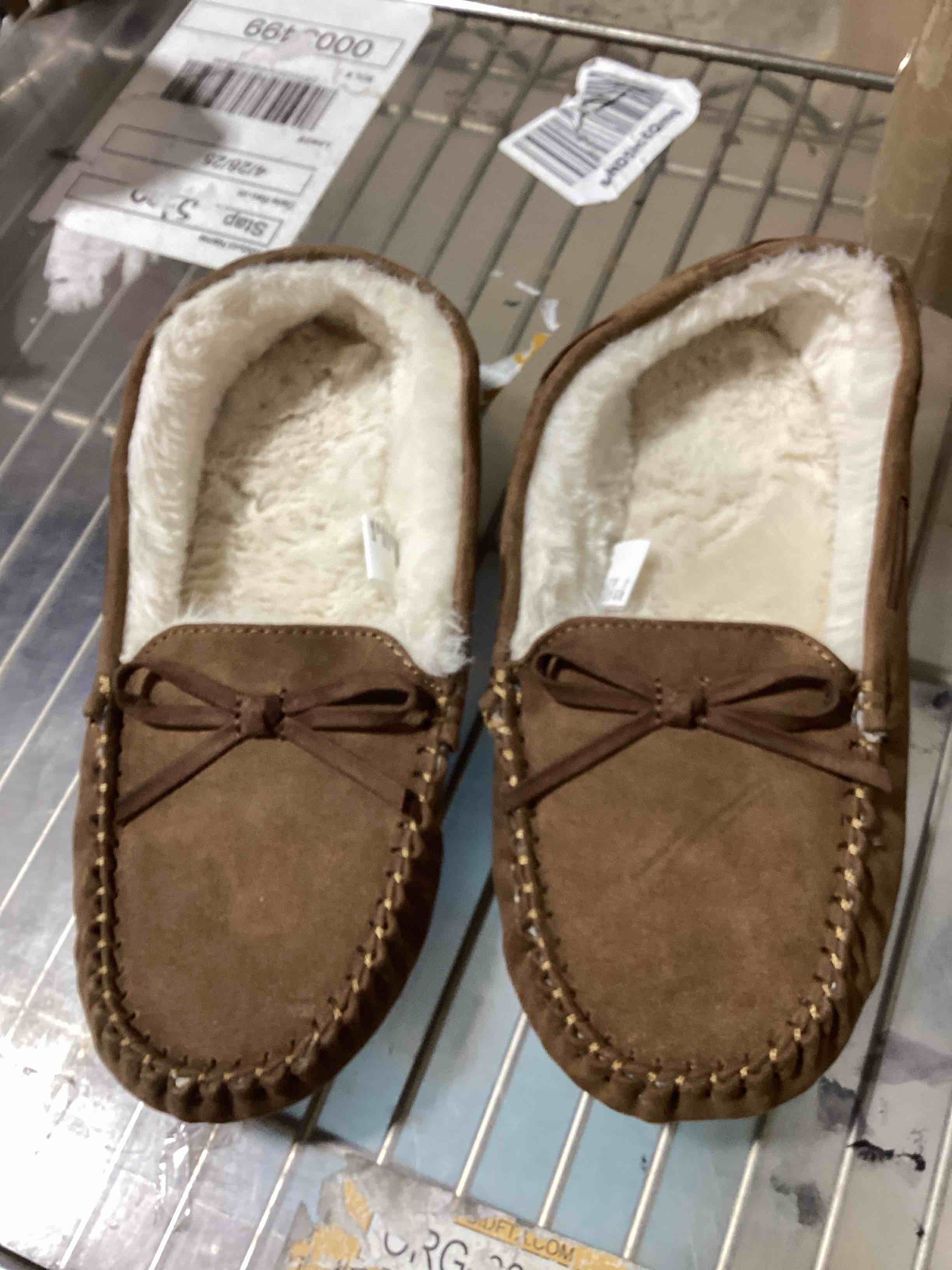 Women’s shoes