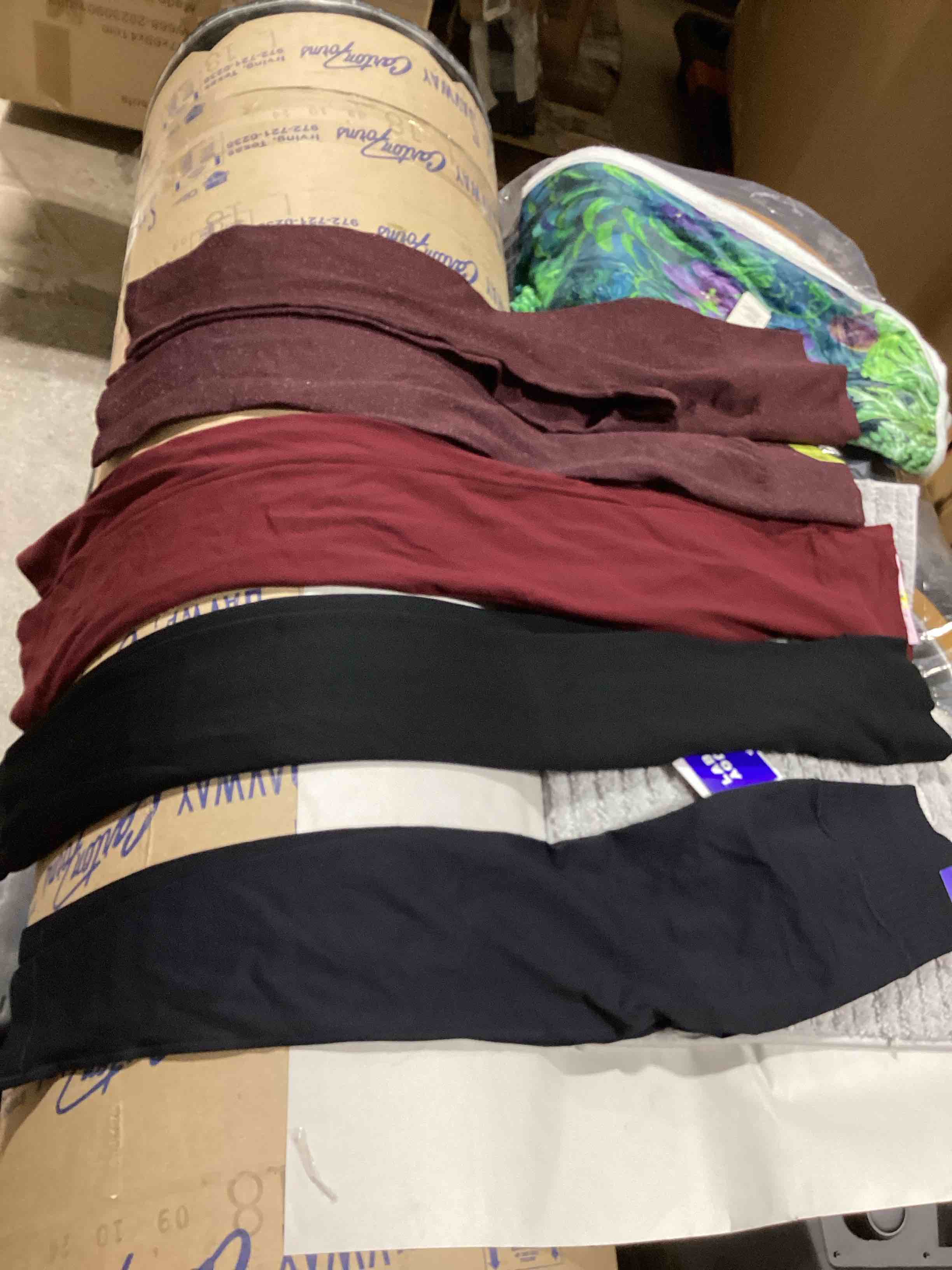 Assorted Of women’s Leggings 