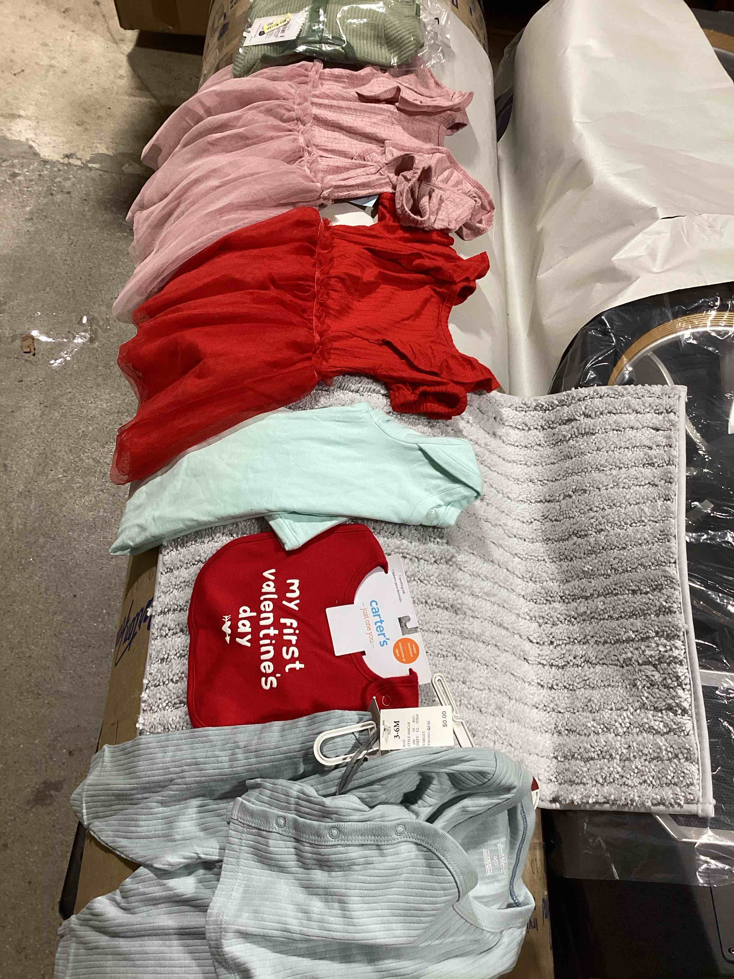 https://s3.amazonaws.com/lotting-images-prod/bidfta/BRN1778658_1754493302329.jpeg